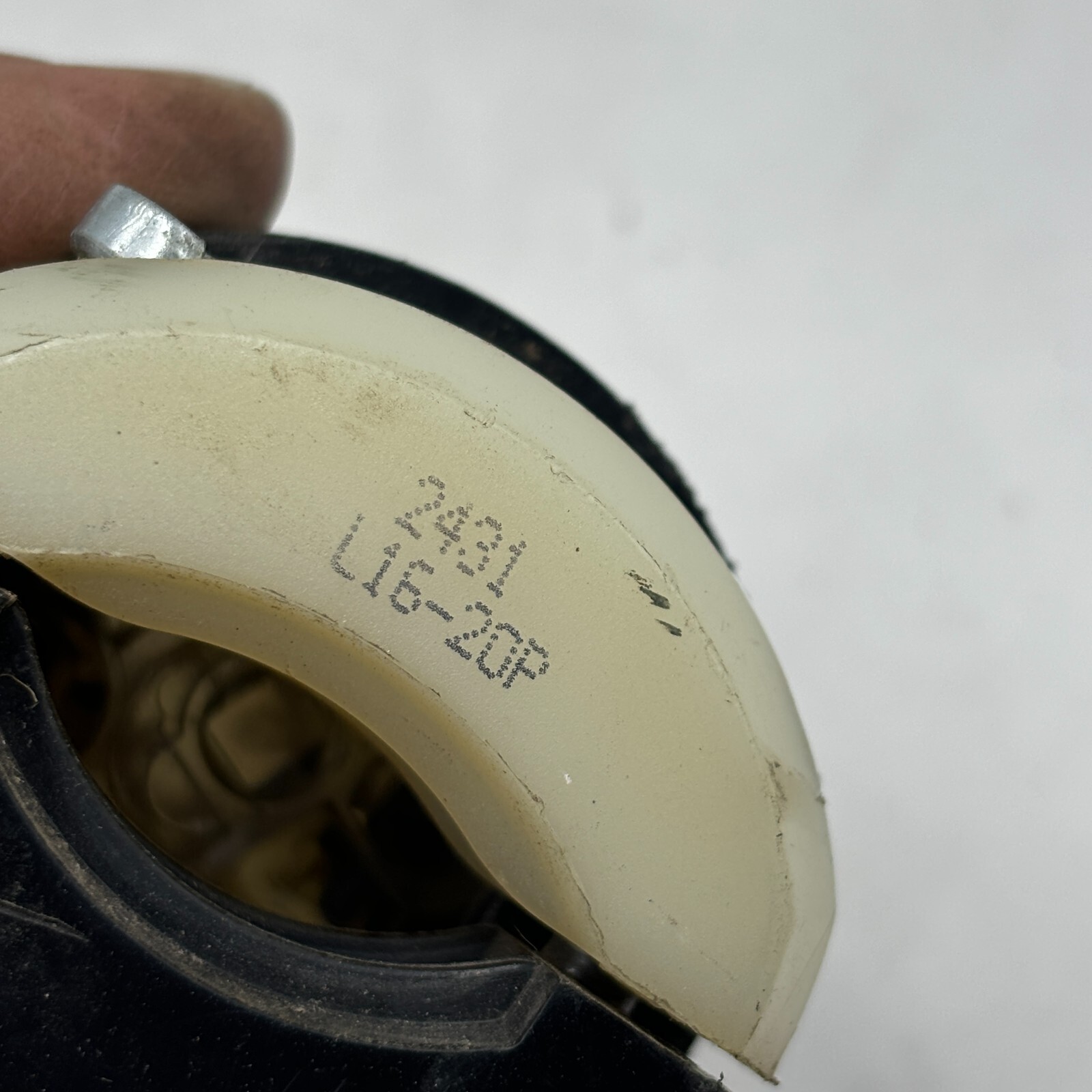 LEVITON NEMA L16-30 MALE END TWIST LOCK CONNECTOR 30A 480V, 2431 L16-20P🔔
