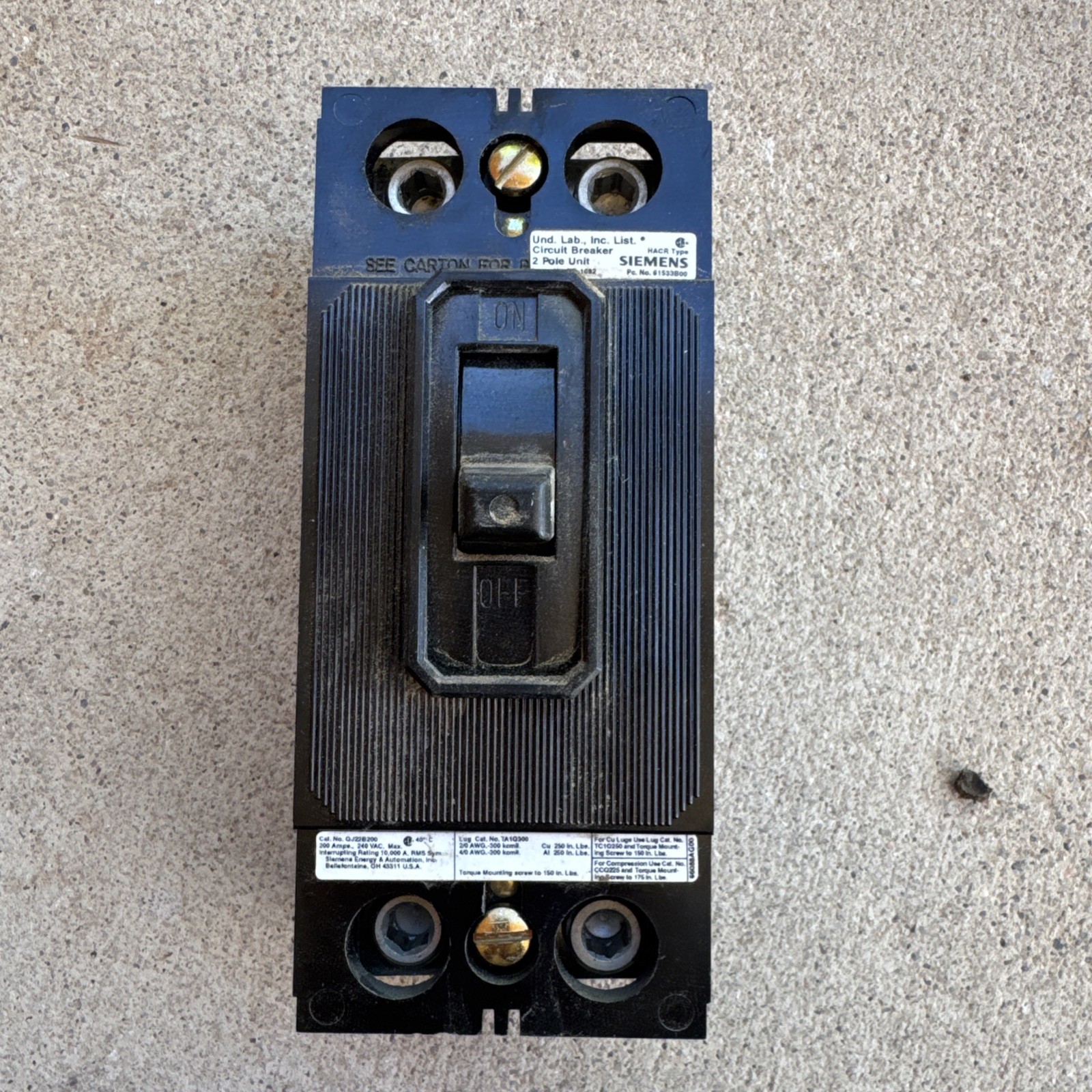 Siemens/ITE QJ22B200 – Type QJ2 200A 240V Bolt-On Molded Circuit Breaker