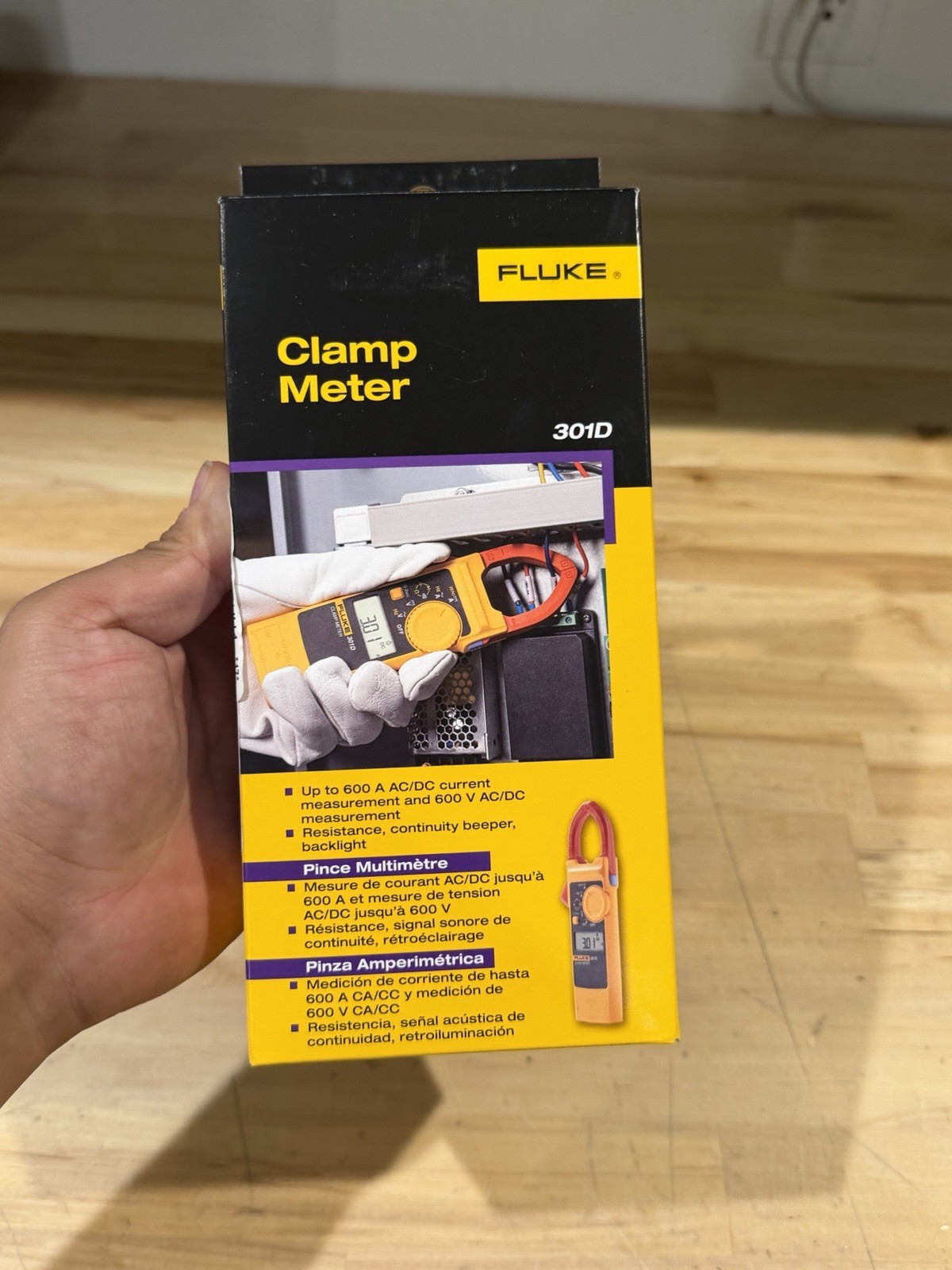 FLUKE 301D CLAMP METER (FREE SHIPPING) NEW