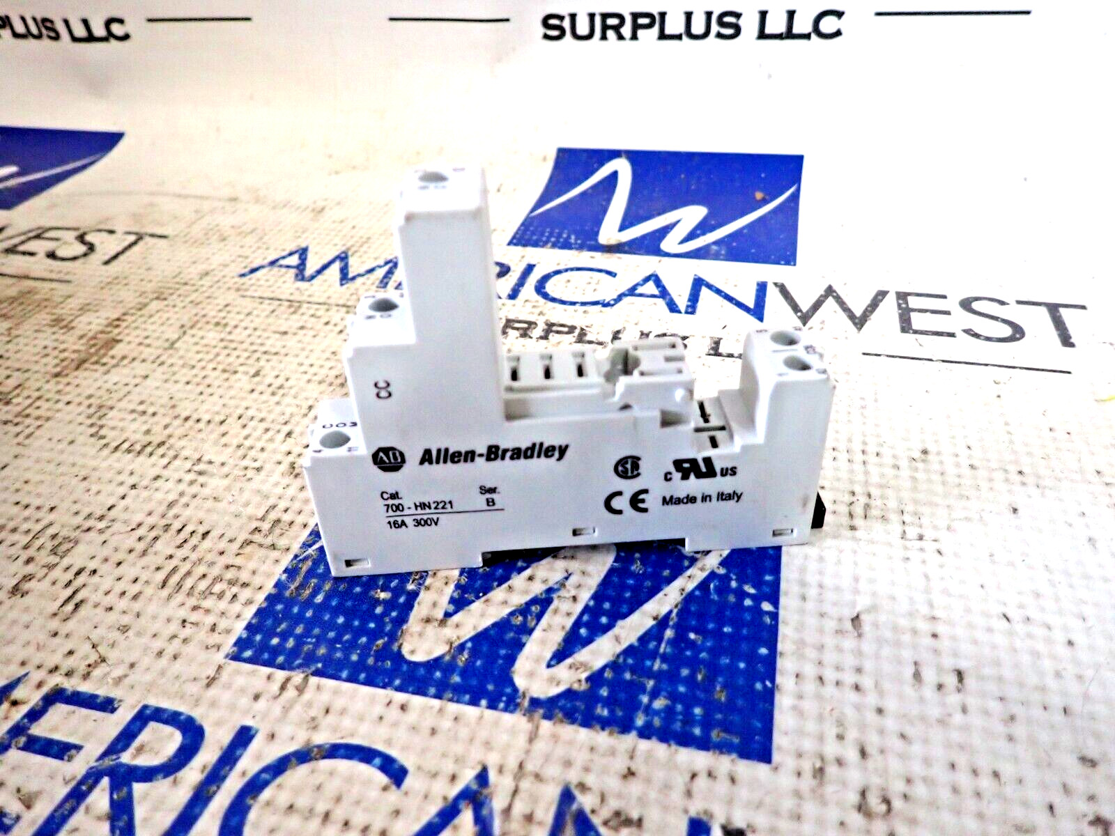 New Allen Bradley 700-HN221 5 Blade Socket Relay Ser B Lot of 3