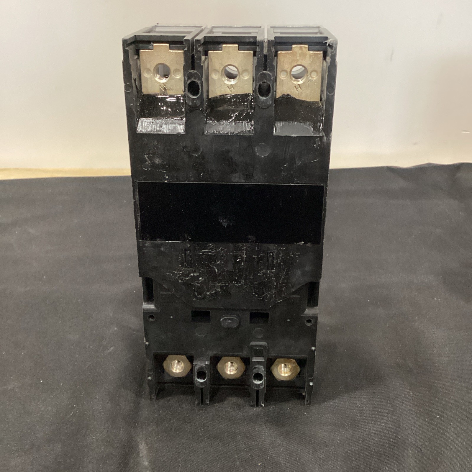 Siemens Sentron Molded Case 600V 150A Circuit Breaker FXD63B150