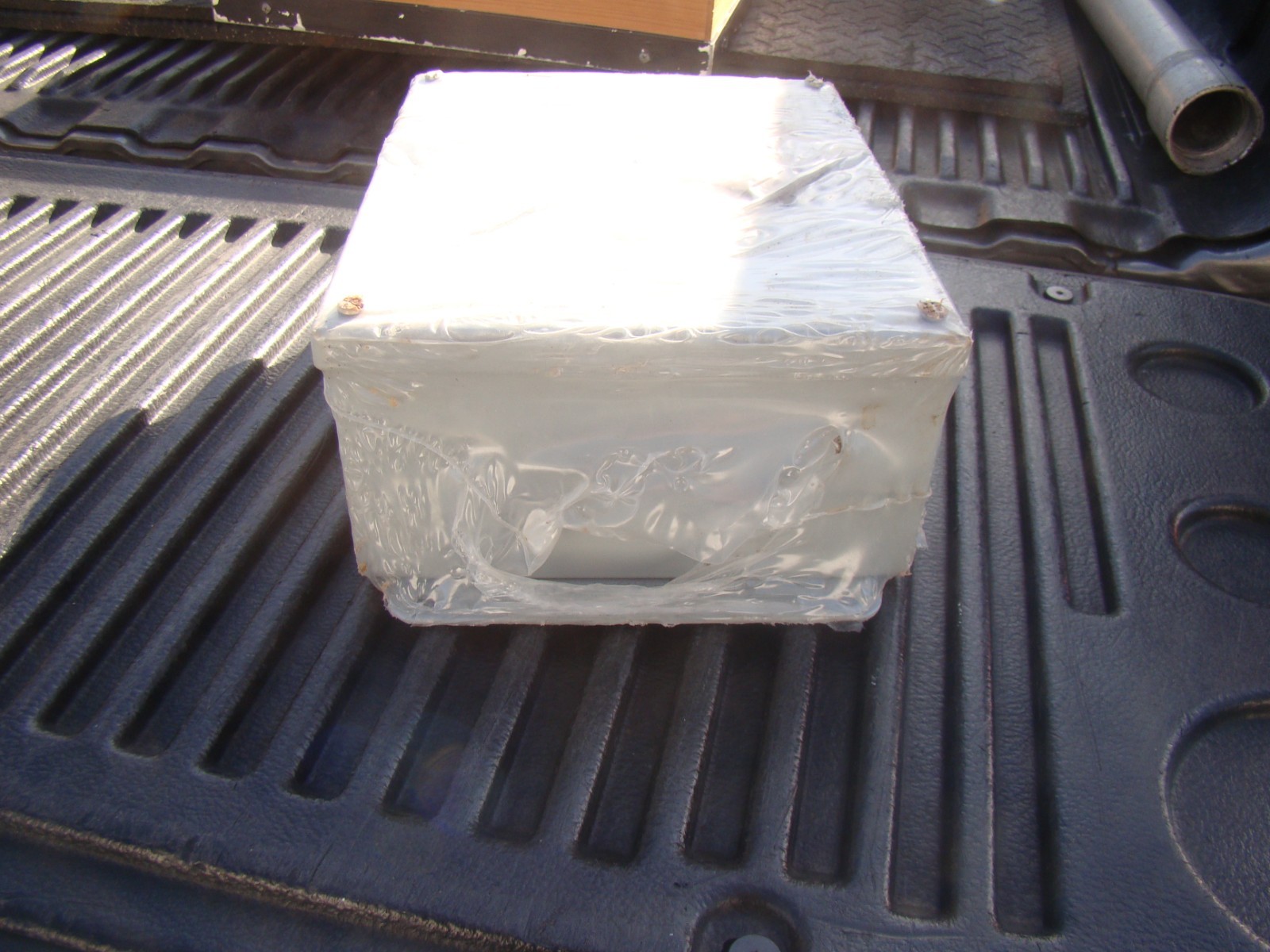 Hoffman A-1008SC 10″ x 8″ x 4″ Electrical Enclosure w/ Screw Cover