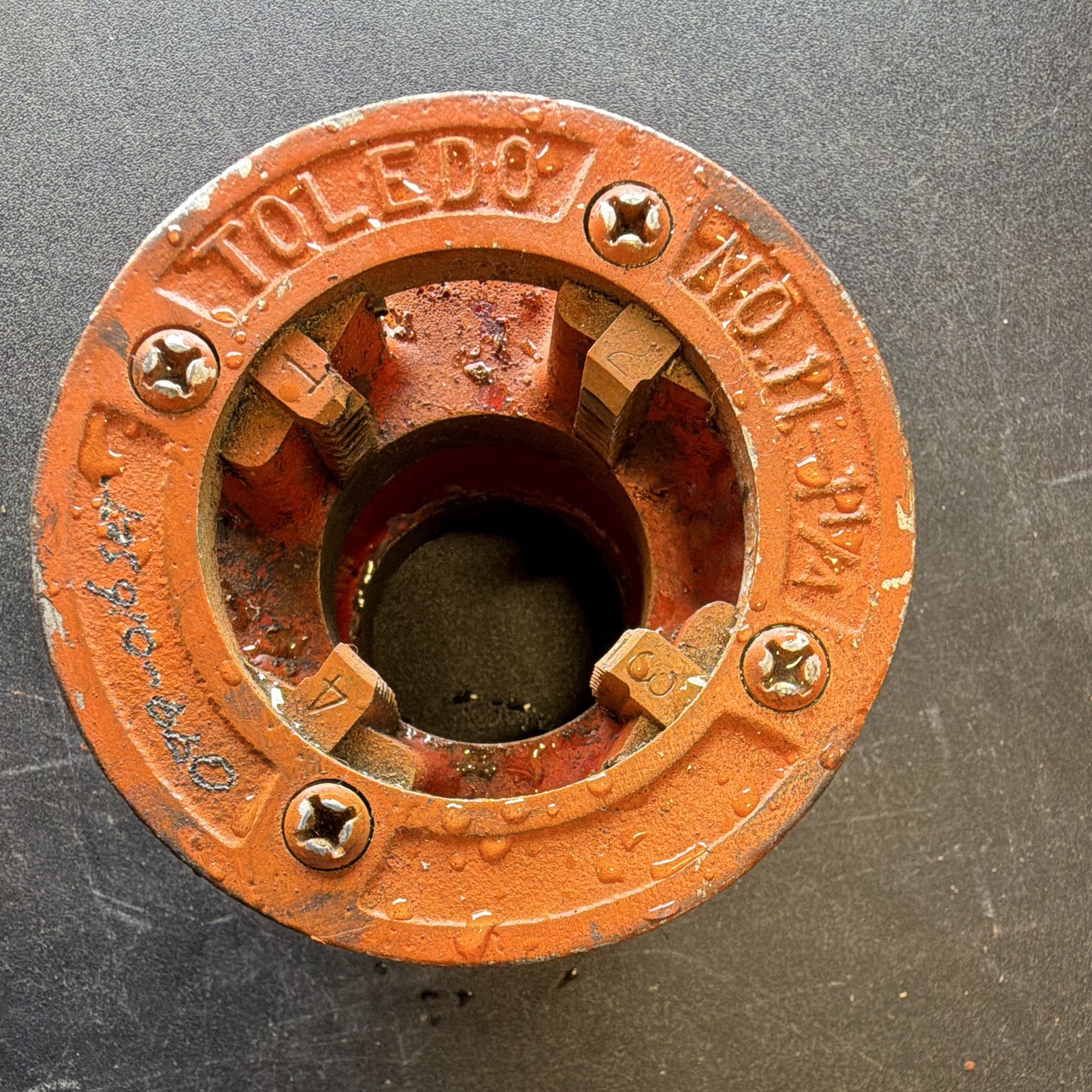 Toledo No. 11 Die Head Pipe Threader w/ Pipe Die 3/4 in NPT RH