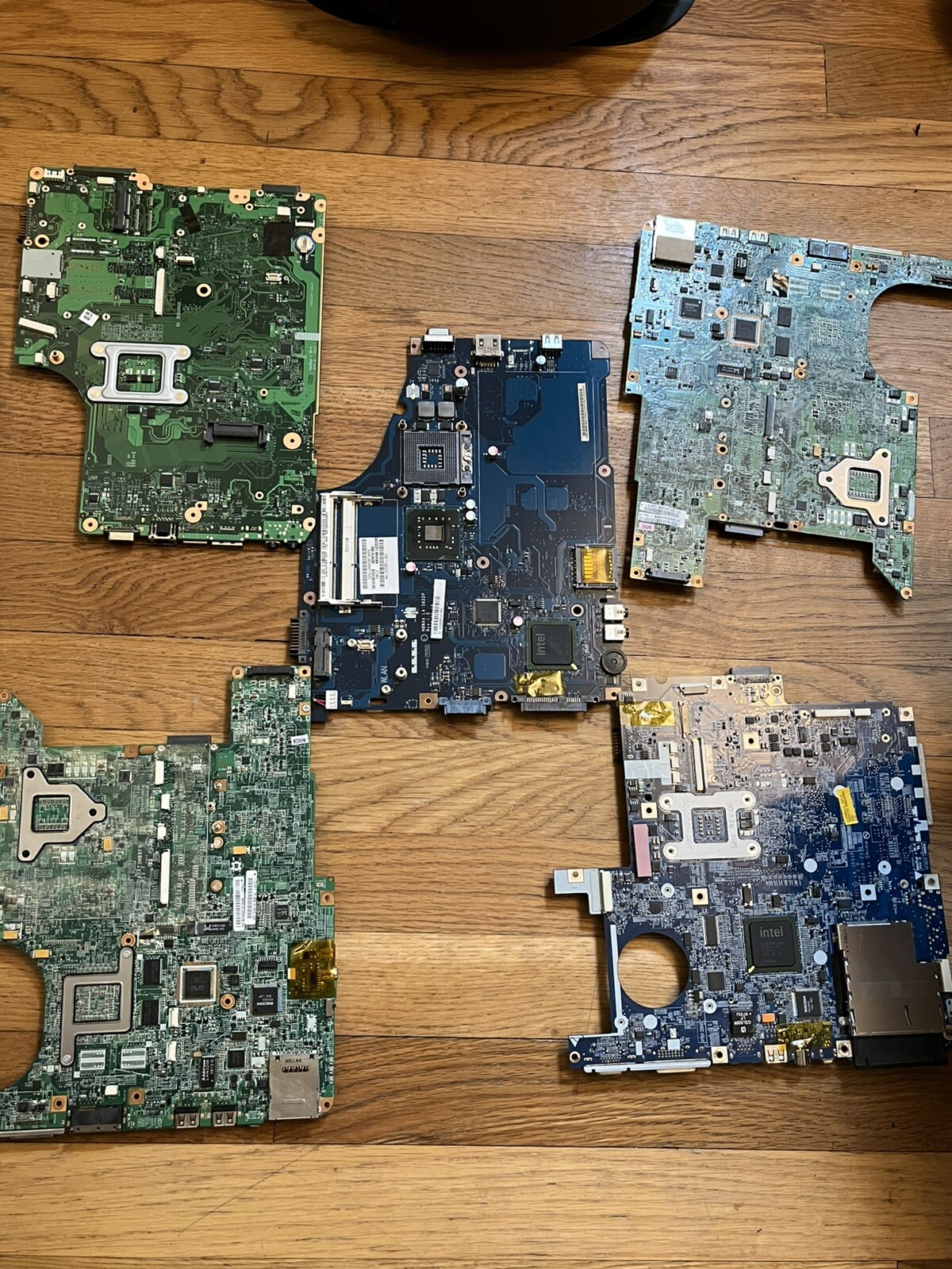 Lot Of 1.2kg Mix Of PCBs – Please Read Description.