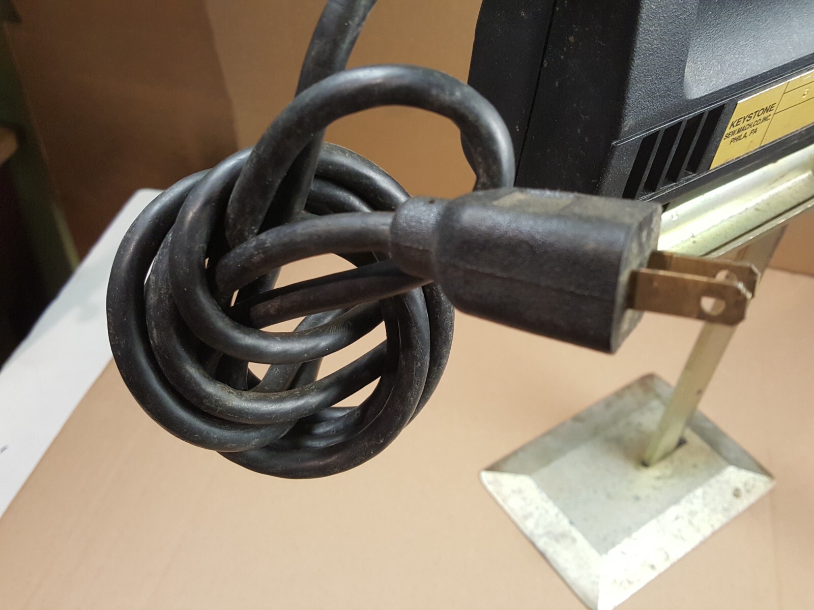 Keystone Sew.Mach. Co. Inc. Phila,PA. Model 300 Foam Cutter Used PLEASE READ