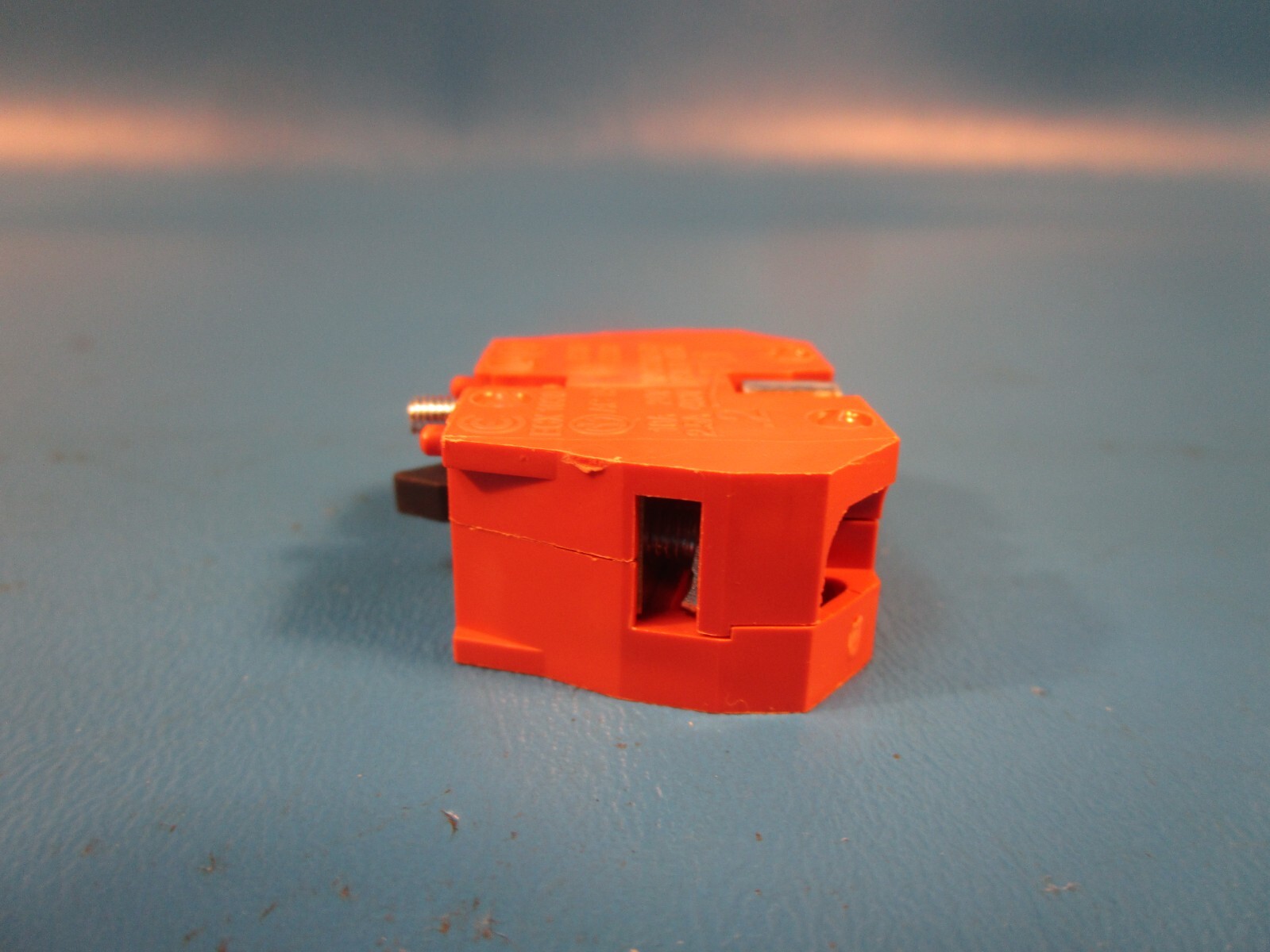 Pack of 5 Automation Direct ECX1030-5, Contact Blocks, ECX1030