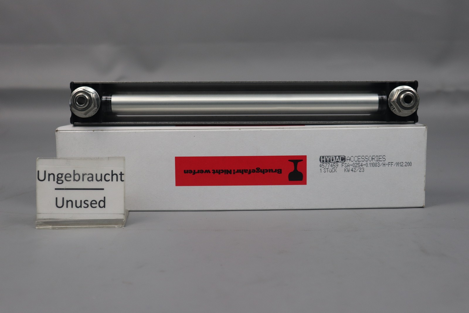 Hydac FSA-0254-0.11003/HT=FF/M12.200 Fluid Level Indicator 4577459 Unused