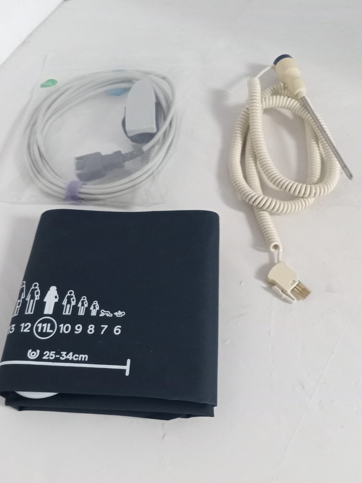 Welch Allyn Spot Vital Signs Monitor w/ Accessories **$25 US Shipping**