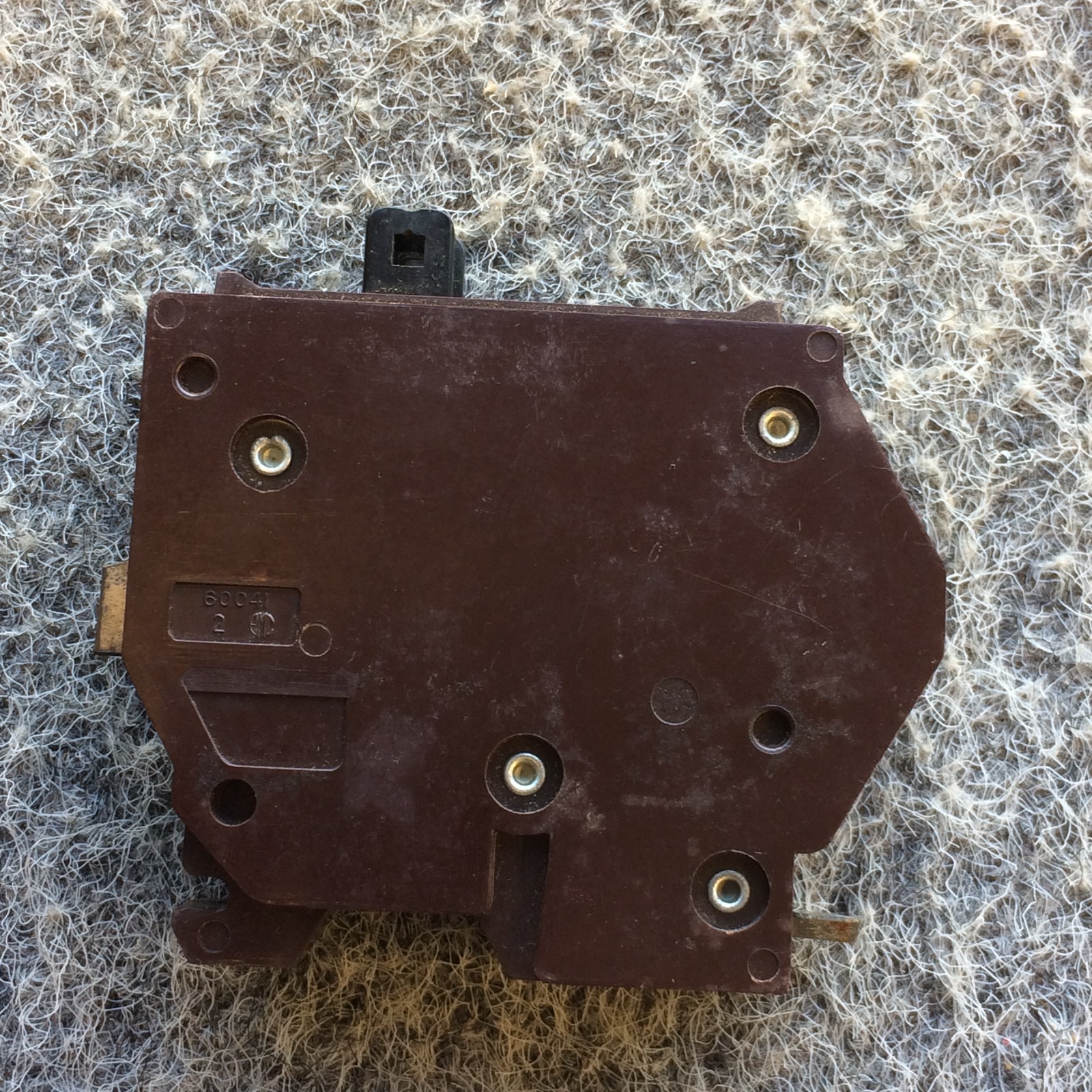 WADSWORTH B1515 A1515 TWIN BREAKER 1-POLE 15A & 1- POLE 15A WA1515 – Flaw –
