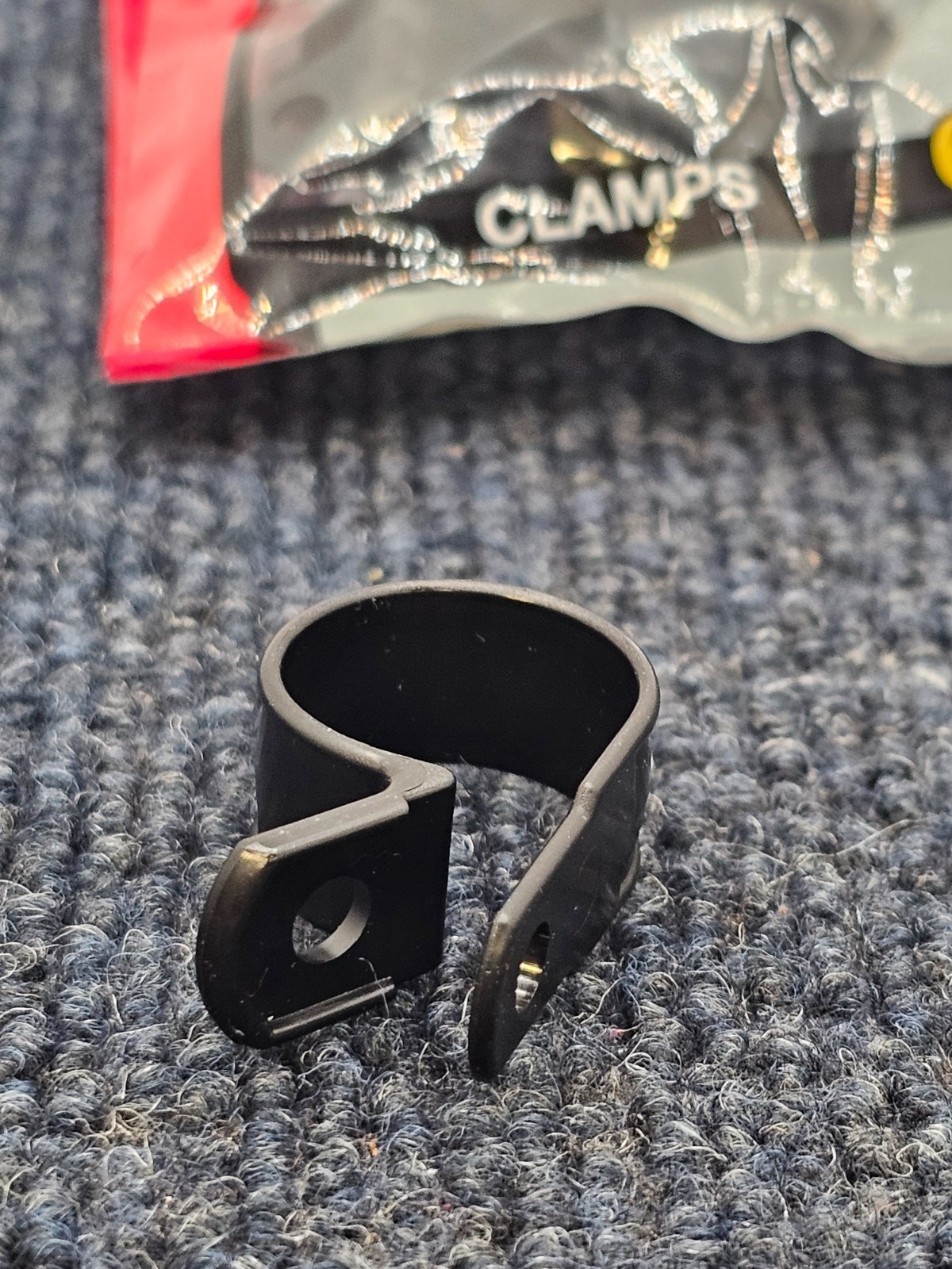 (QTY 30) GB Gardner Bender PPC-1575UVB 3/4 inch Black Plastic Cable Clamps