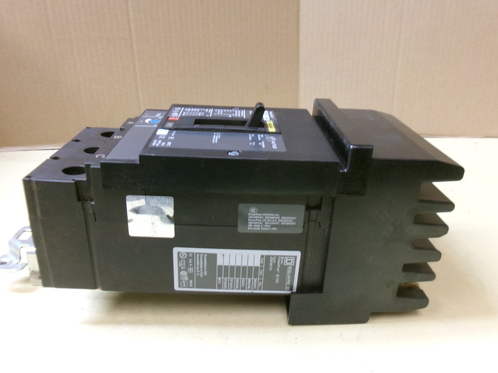 Square D JDA36175 Circuit Breaker 175A , 3P , 600VAC , 250VDC, JD250 PowerPact