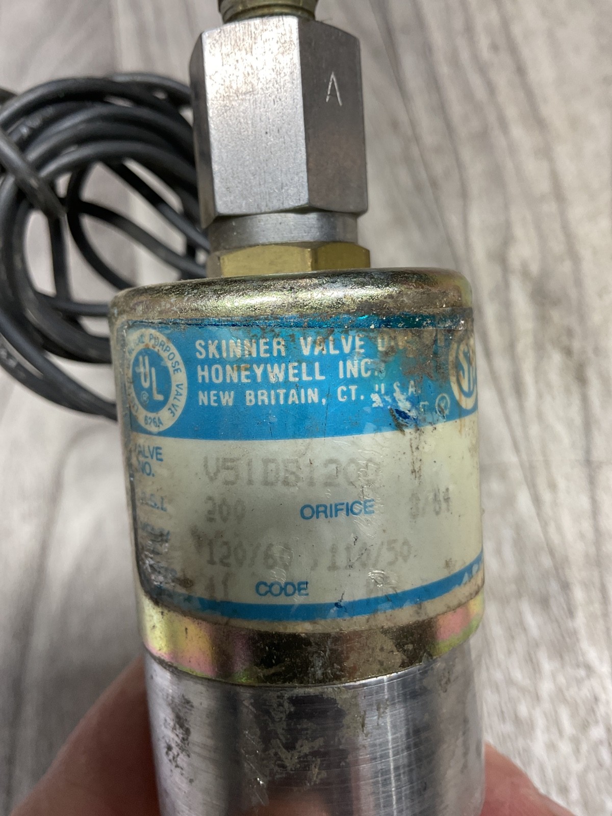 Skinner Solenoid Valve V51DB1200 *Fast Shipping* #4005H55
