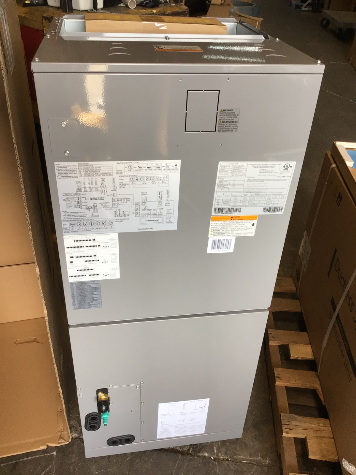 Carrier 40MUAAQ30XA3 30,000 BTU Ductless Mini Split Indoor Air Handler 2.5 NEW