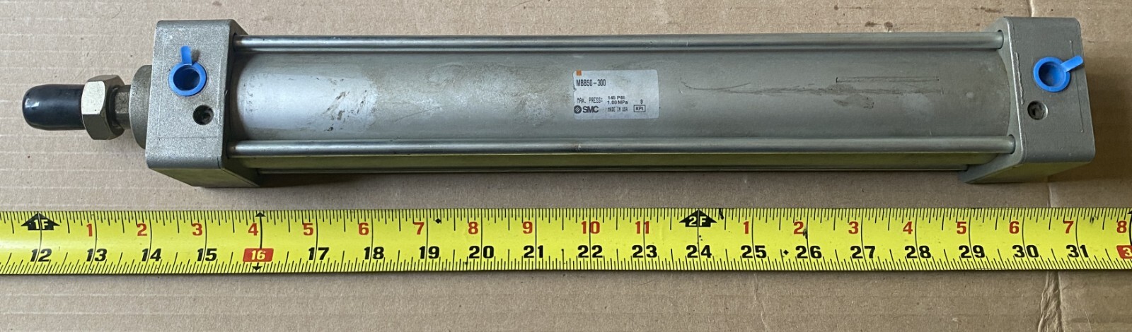 SMC MBB50-300 TIE-ROD CYLINDER – Double Acting – Single Rod 50 mm Bore – NOS