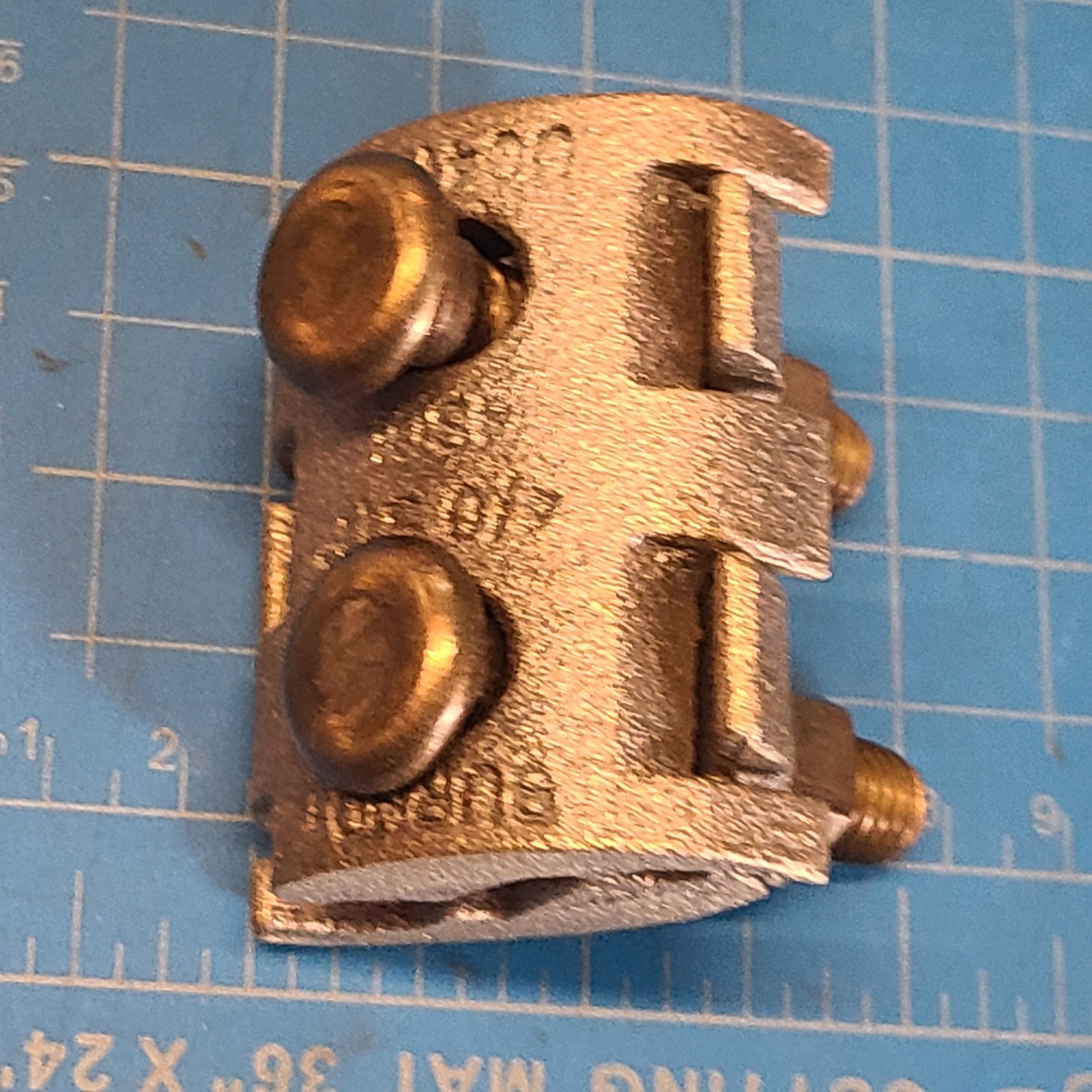 Burndy UC4W28: , 4-4/0 Parallel Groove Clamp Solid Copper Conductor