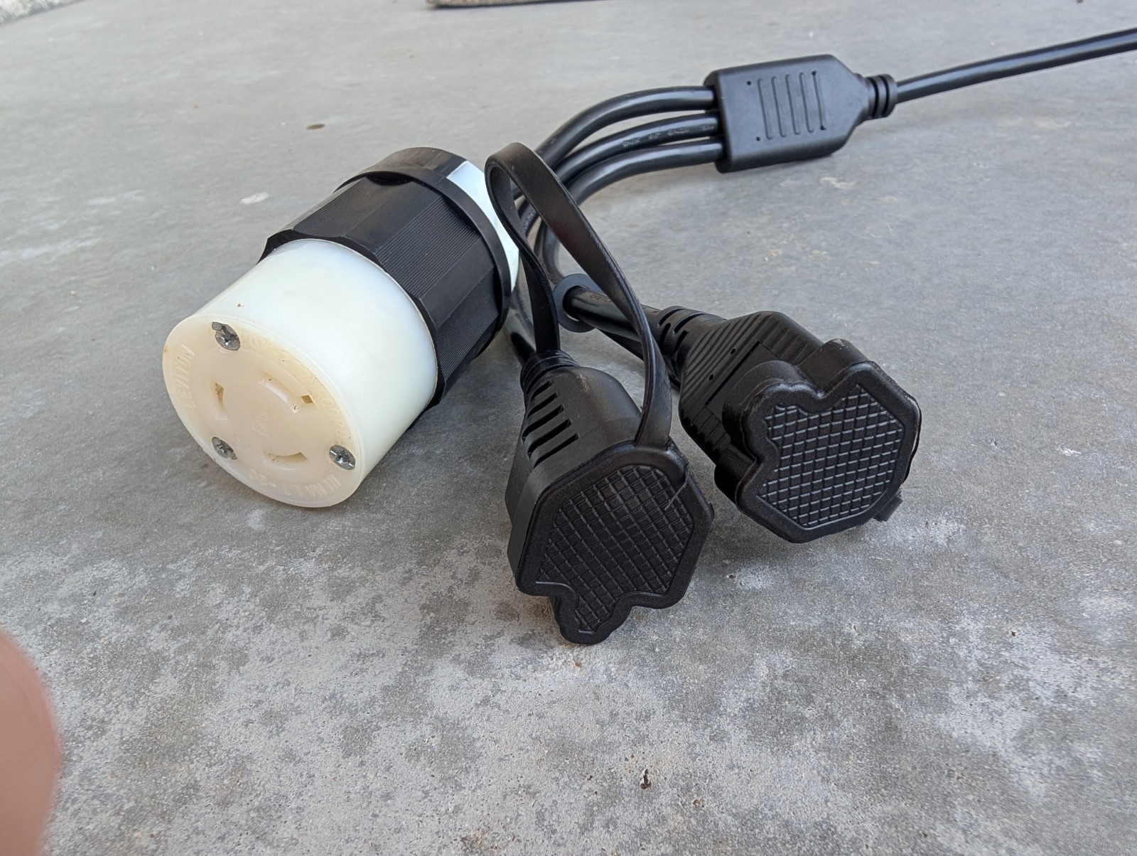 24 inch 1 to 3 Outlet Locomotive Refrigerator Adapter Splitter Cable Plug Cord