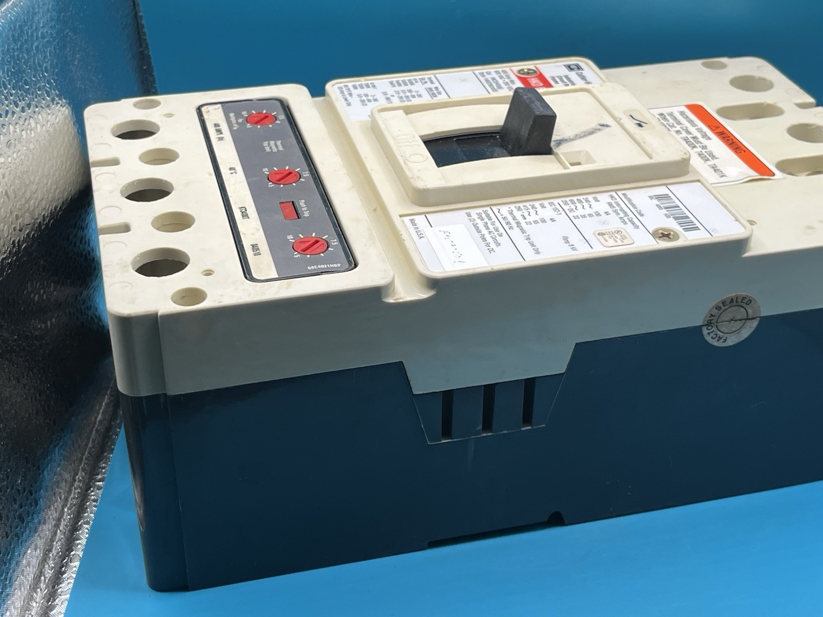 Eaton HKD3400 400A 600V 250 VDC Circuit Breaker