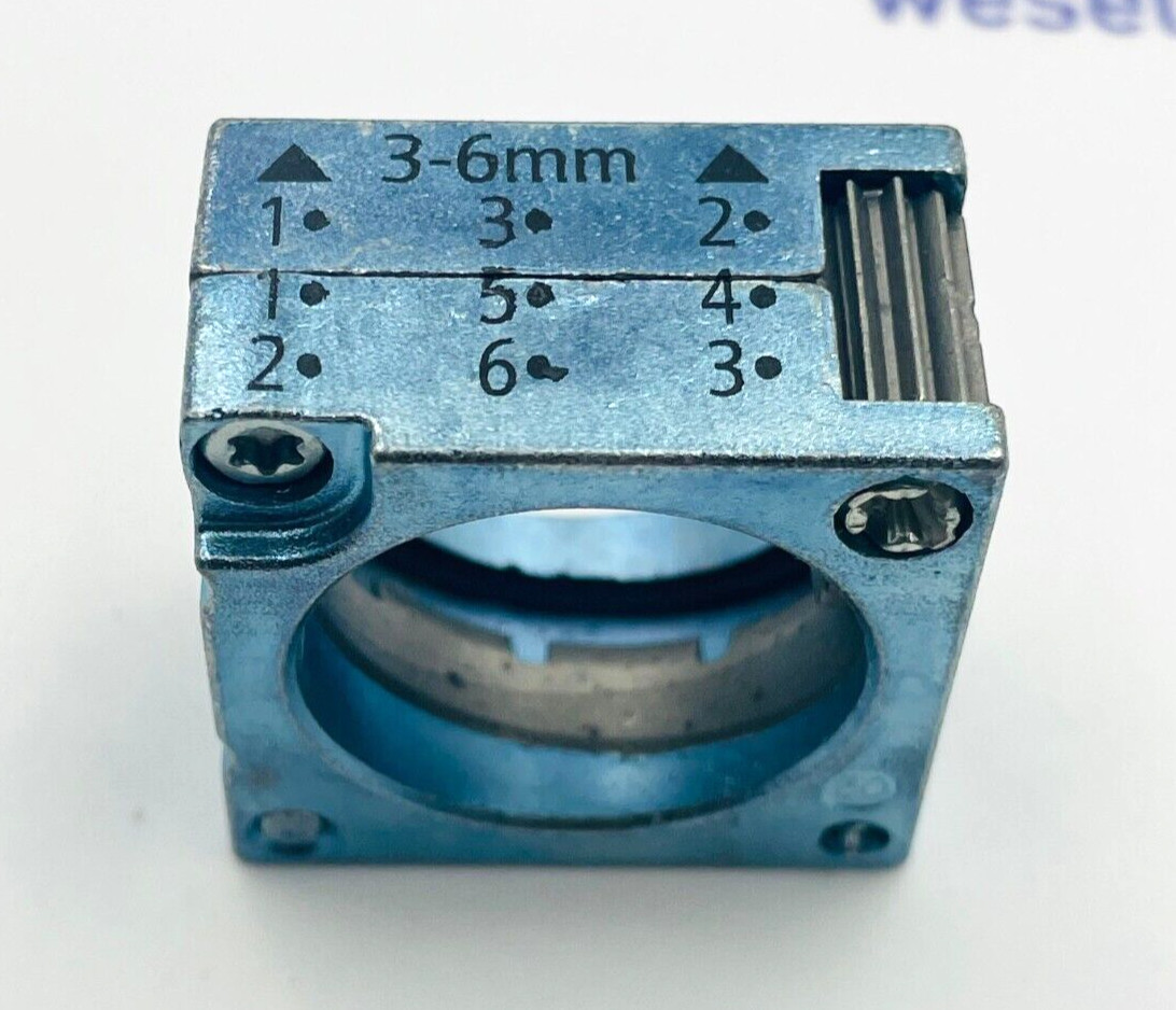 SIEMENS 3SB3500-1DA31 Pushbutton (5 Pcs In 1 Box)
