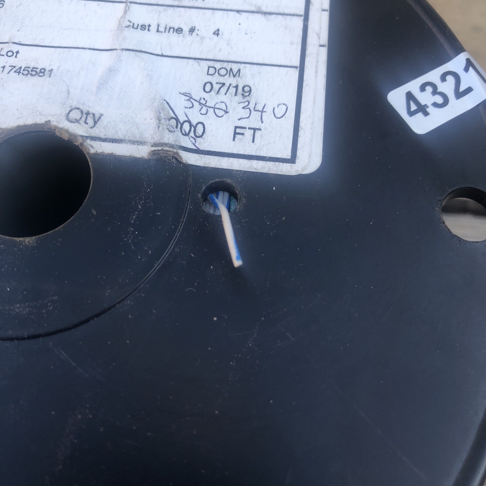(340 ft.) Thermax Tefzel 24ga ETFE Wire M22759/16-24-96 WM22759 Blue-White QPL