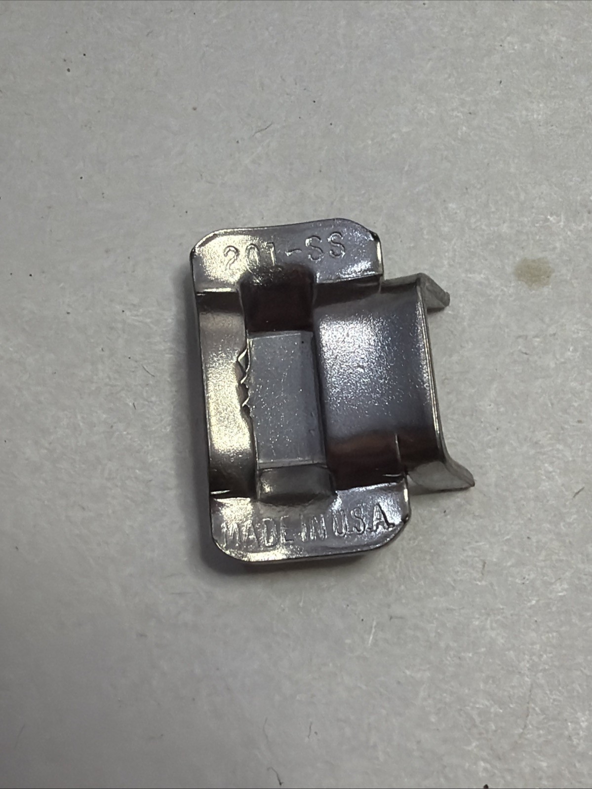 Band-It Ear-Lokt Buckles, 201 SS, 3/8″ (Open Box)