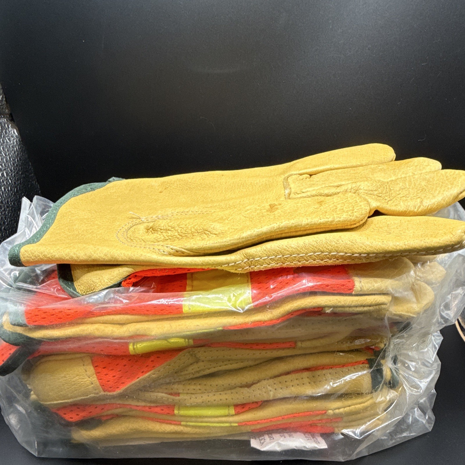 10 Pair Wells Lamont Medium Hi-Vis Leather Palm Work Gloves New Size M, Y0325M