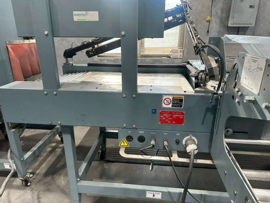 Shanklin S-24BL Semi-Automatic L-Sealer, Right Feed