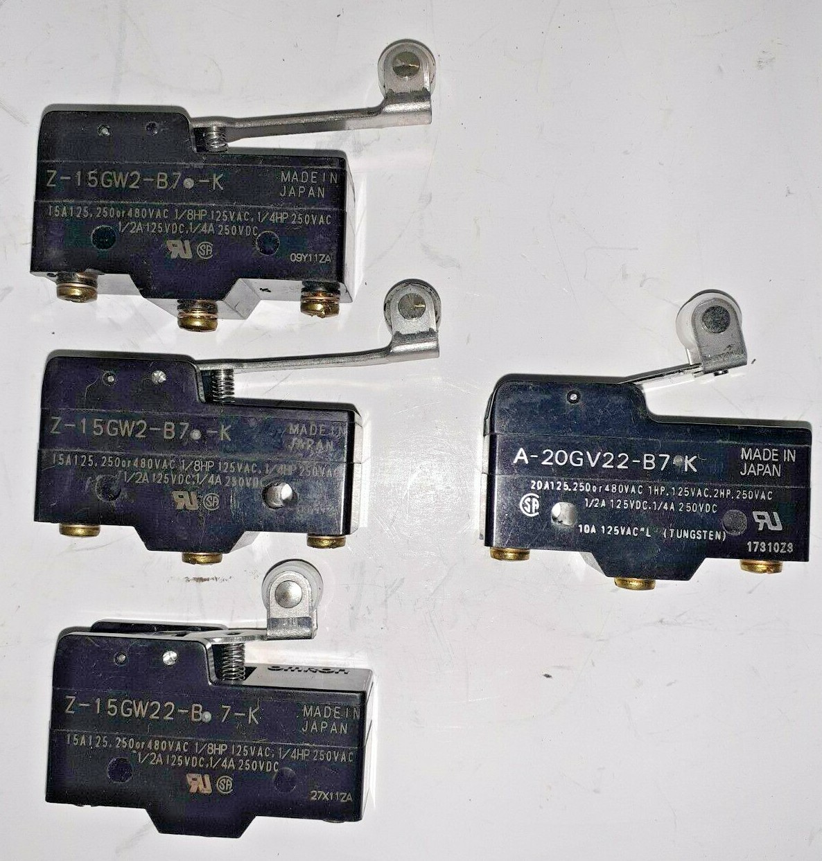 ASSORTMENT LOT OF 4 OMRON SWITCHES ,