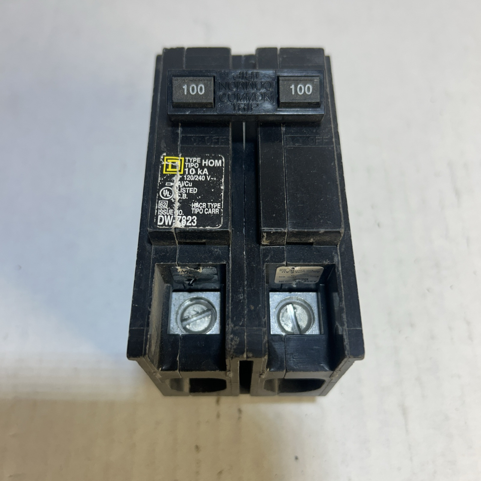 Square D Homeline HOM2100 2 Pole 100A 120 240V HOM Plug In Main Circuit Breaker
