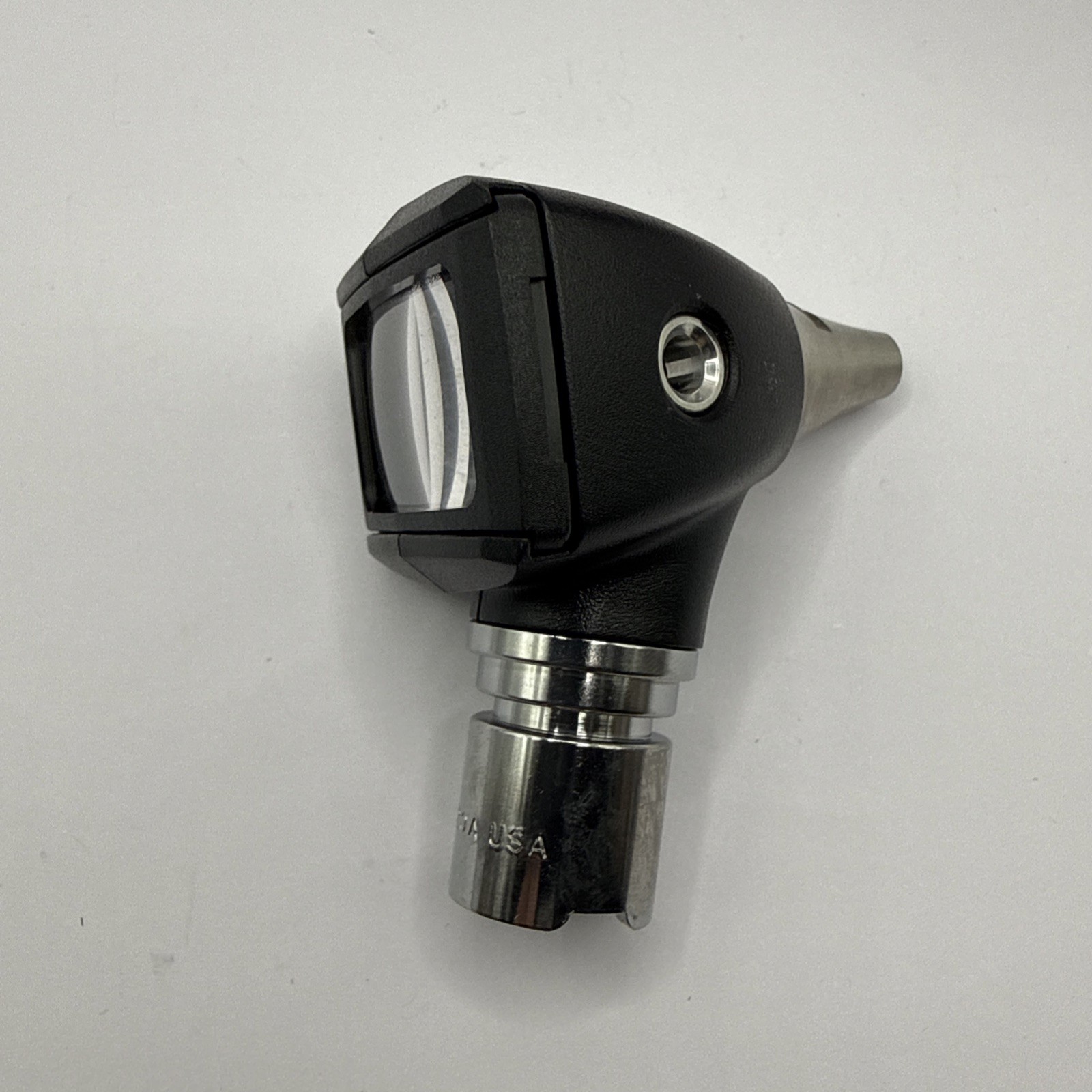 Welch Allyn 3.5v Set with Otoscope and Handle – Includes Box