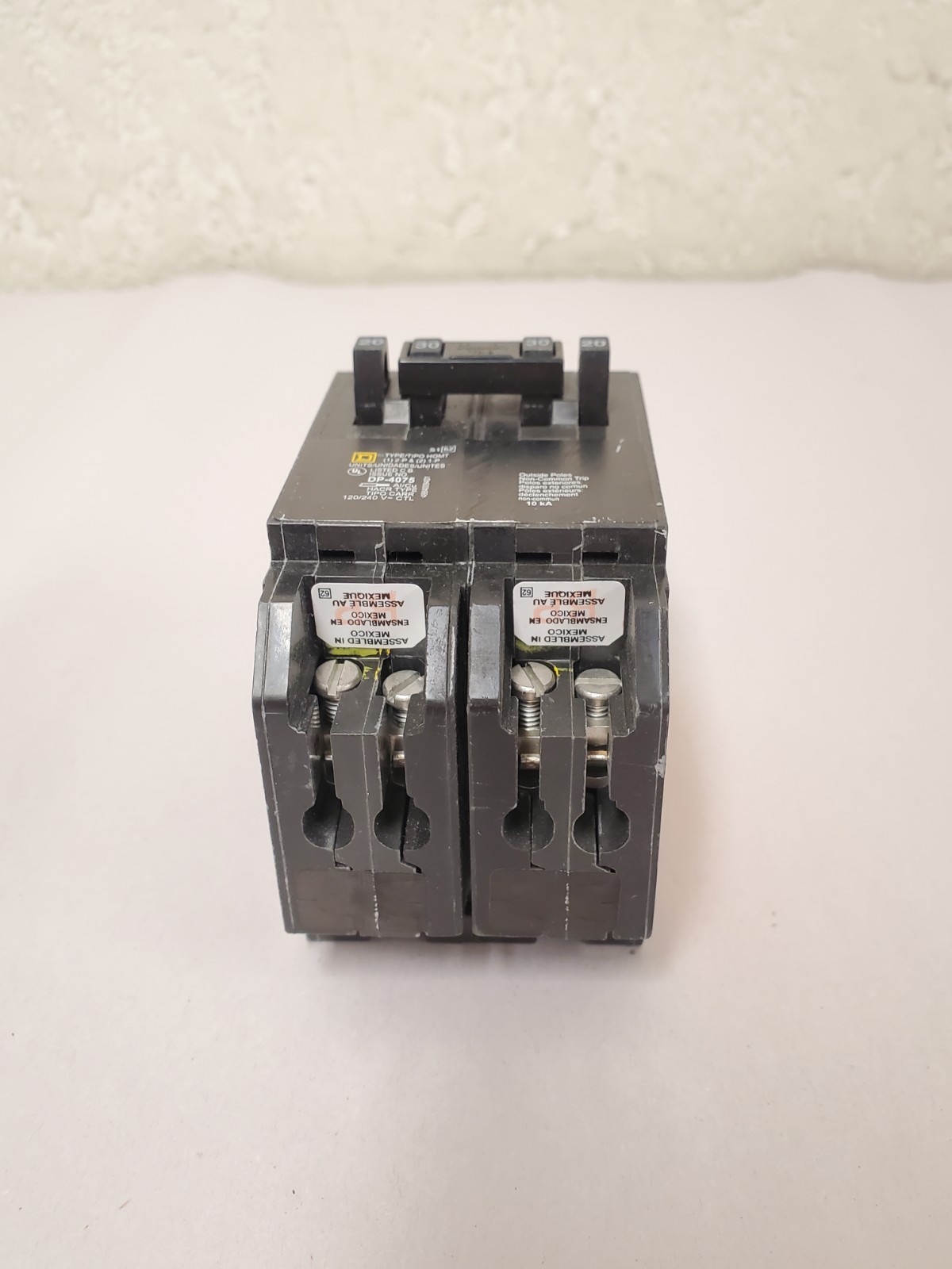 Homeline 2-20 Amp Single-Pole 1-30 Amp 2-Pole Quad Tandem Circuit Breaker
