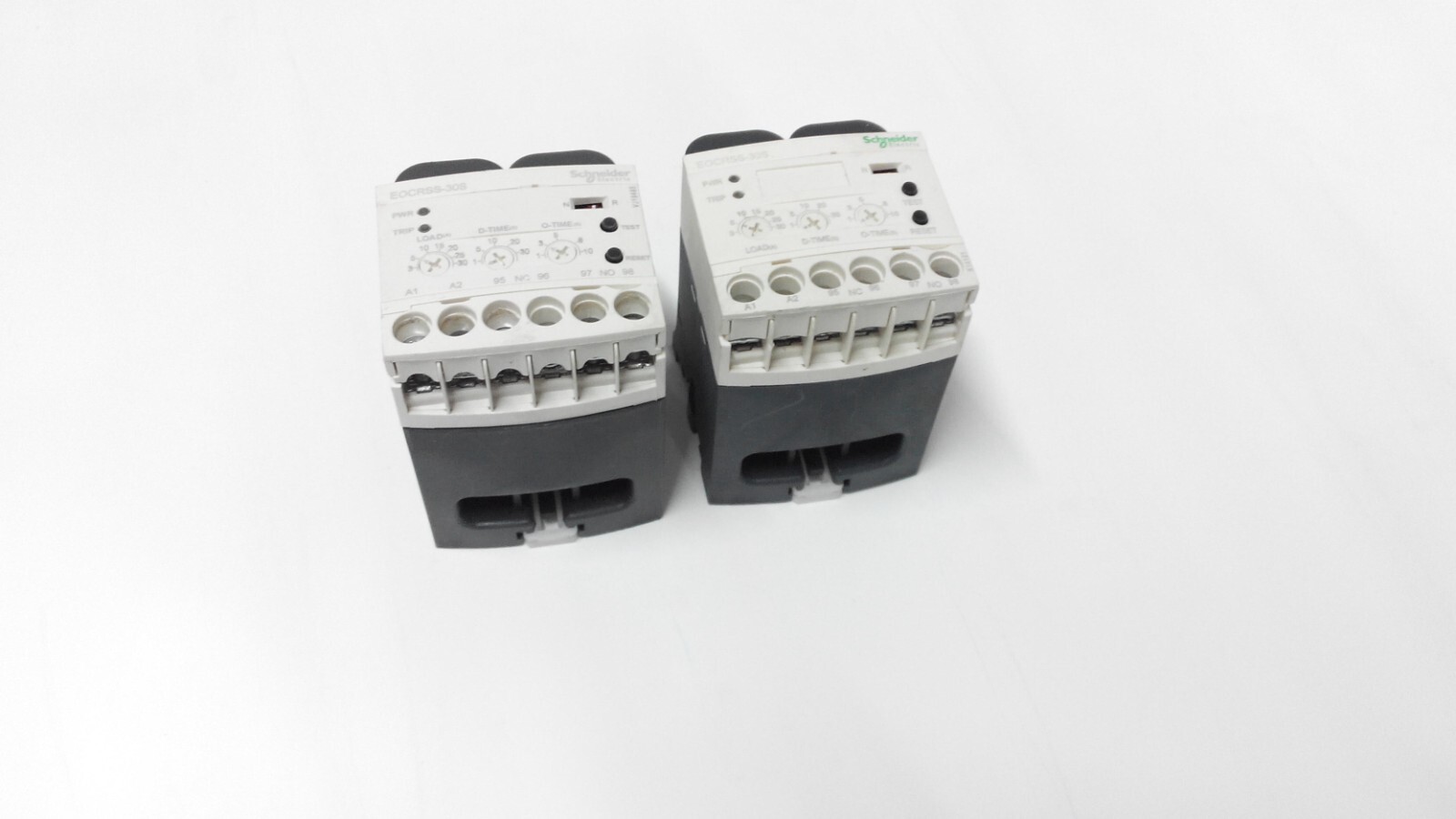 SCHNEIDER EOCRSS-30S (2PCS 1LOT)
