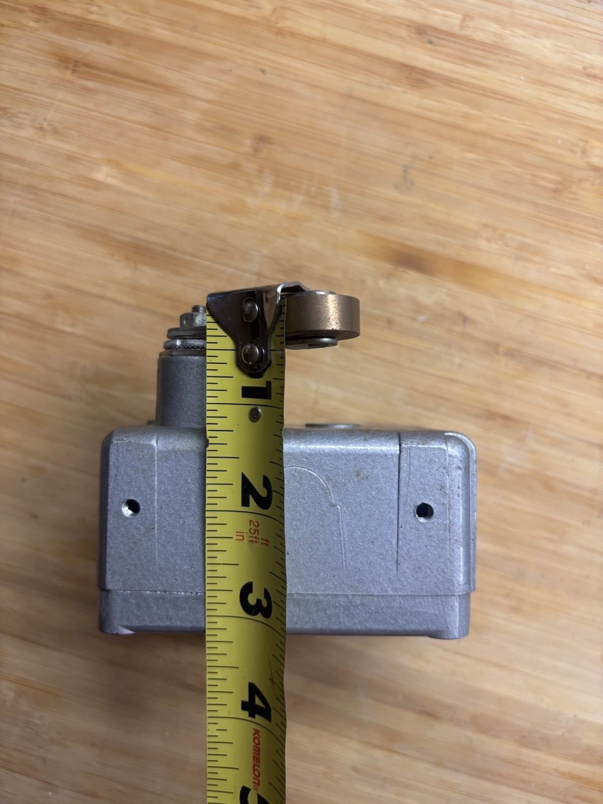 Honeywell Micro Switch EX-AR Explosion Proof Limit Switch Roller Lever w/ Papers