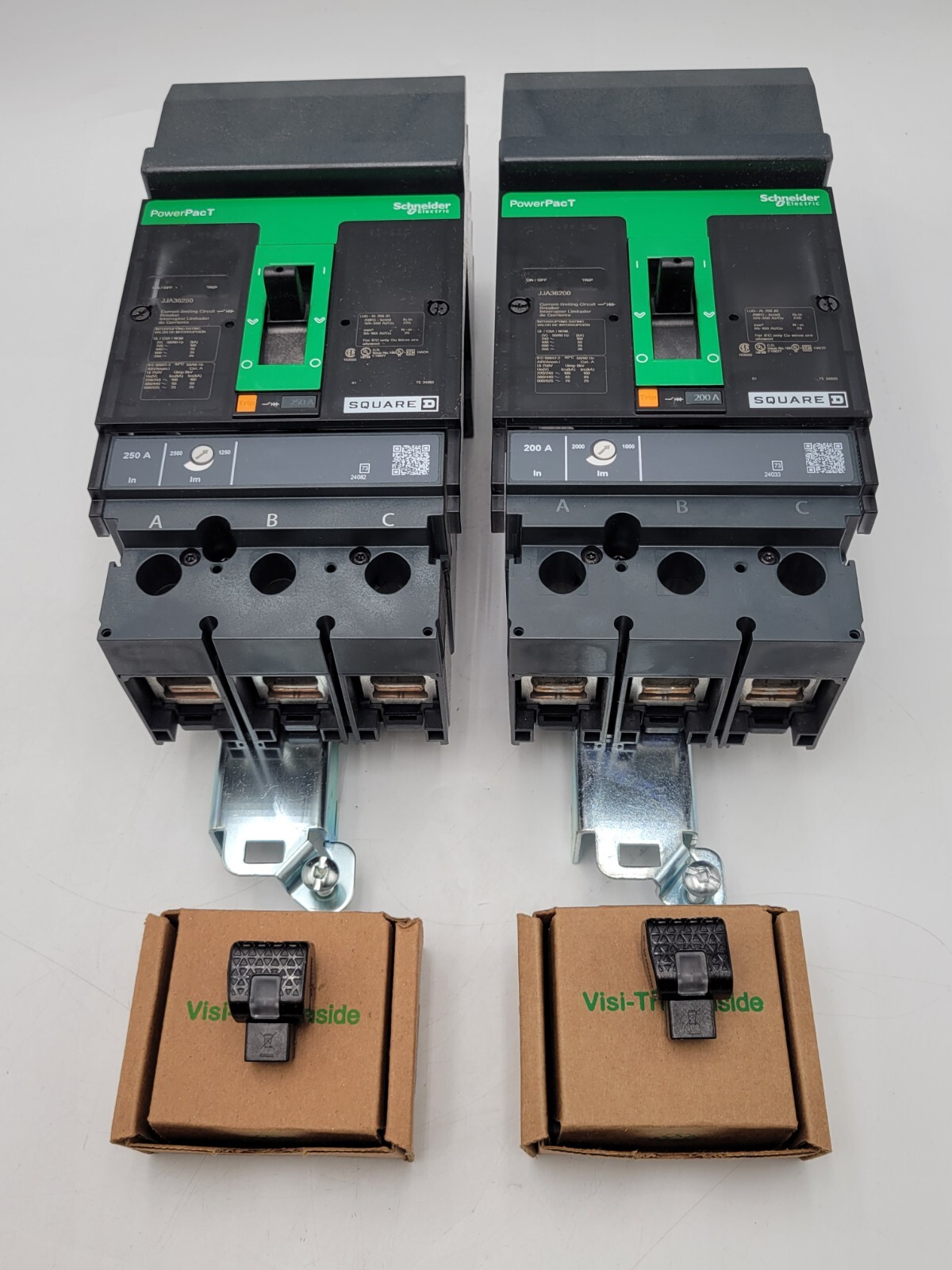 Square D JJA36200 PowerPact I-Line Circuit Breaker 200A 600VAC 3P 3PH Type JJA