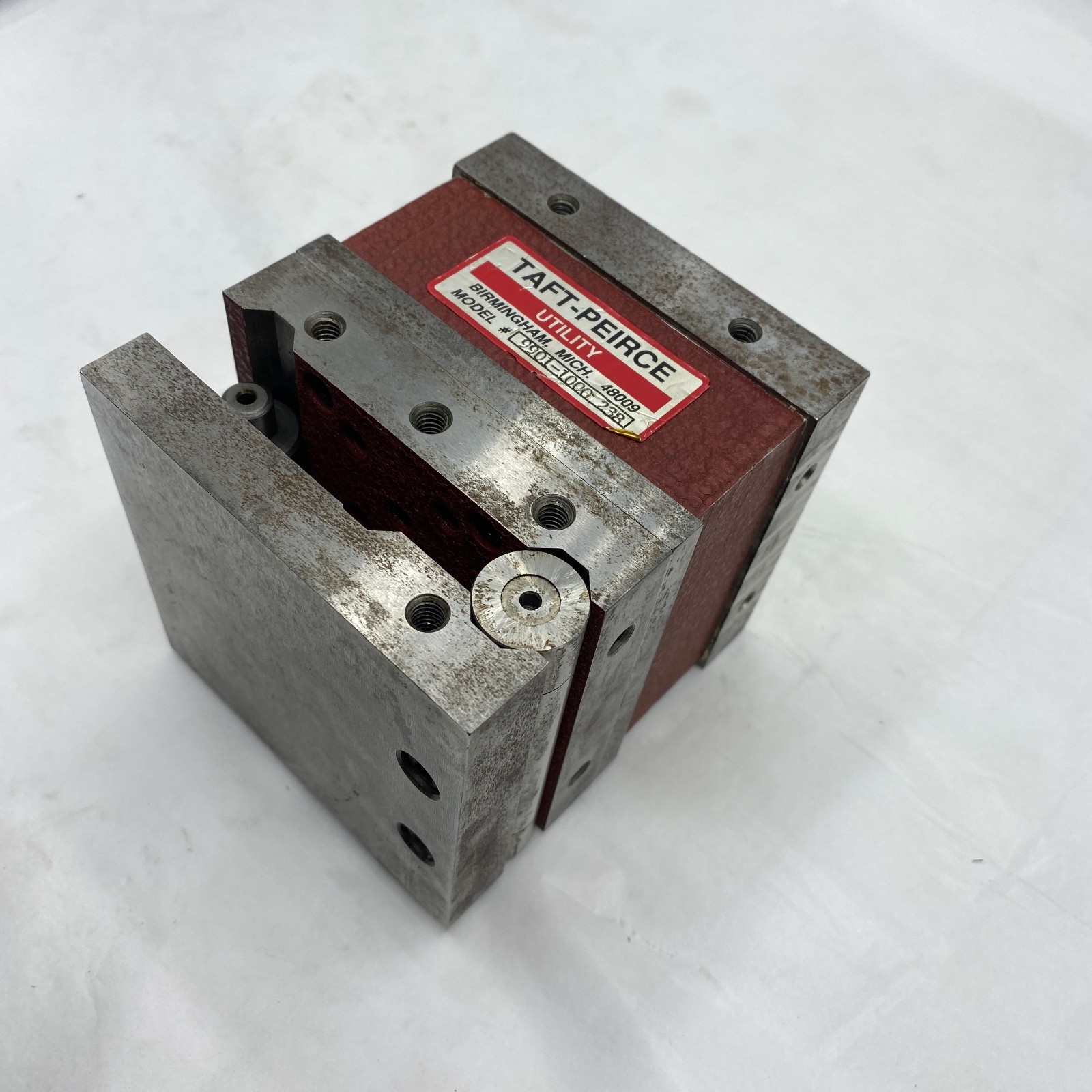 Taft-Peirce Utility 9001-1000 238 Industrial Die Set PAT 4398349