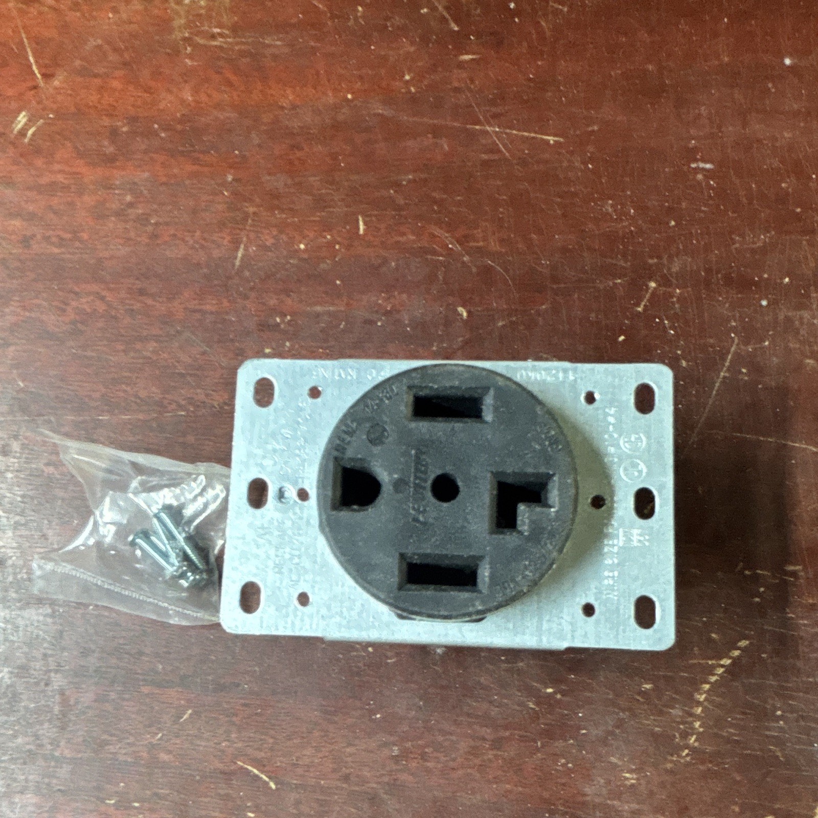 Leviton 1PKB1 NEMA 14-30R 30A 125/250V Flush Mount Power Outlet Black