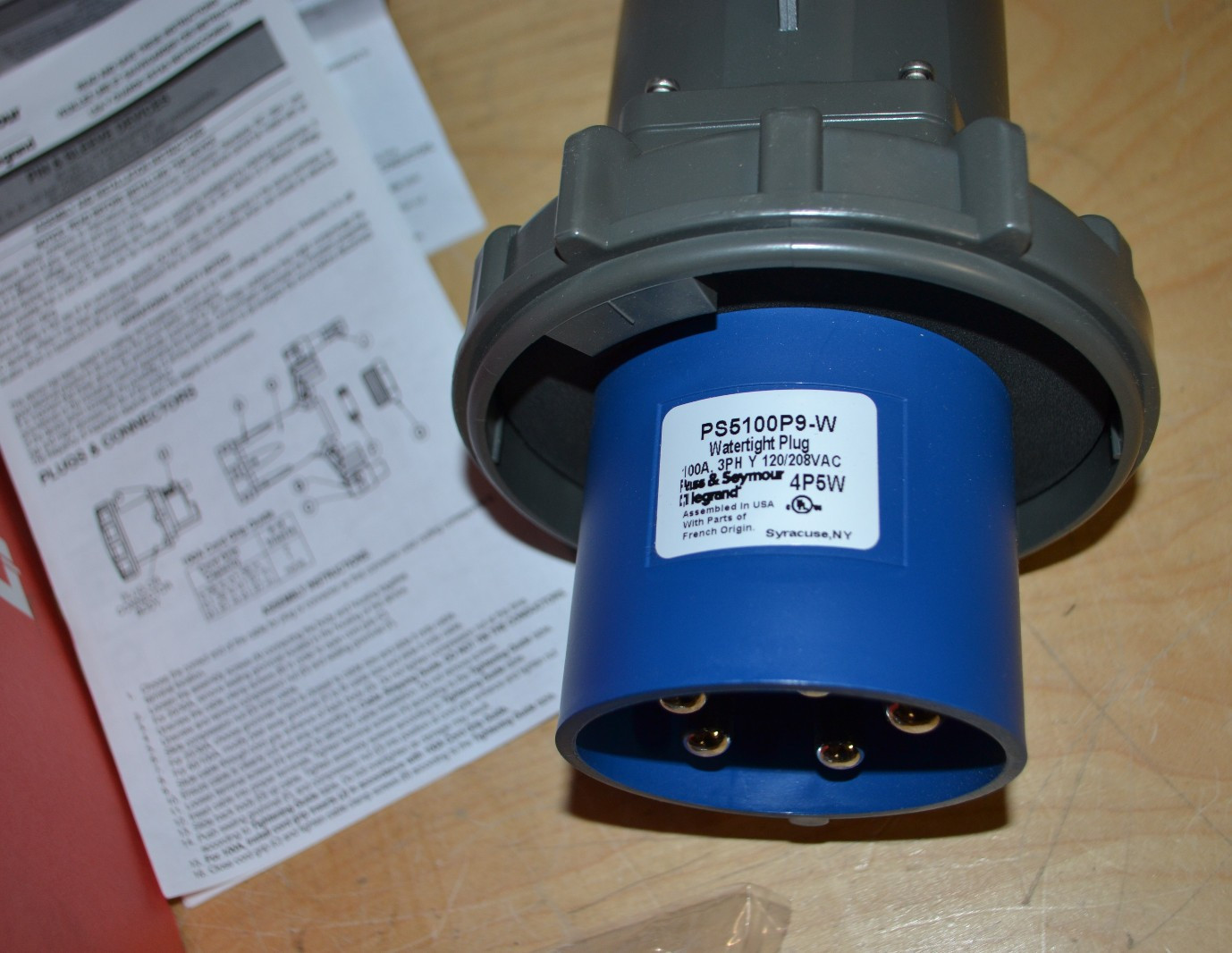 New Pass & Seymour Legrand PS5100P9-W ~ 100A, 3PH 120/208v 4P 5W Pin Sleeve Plug