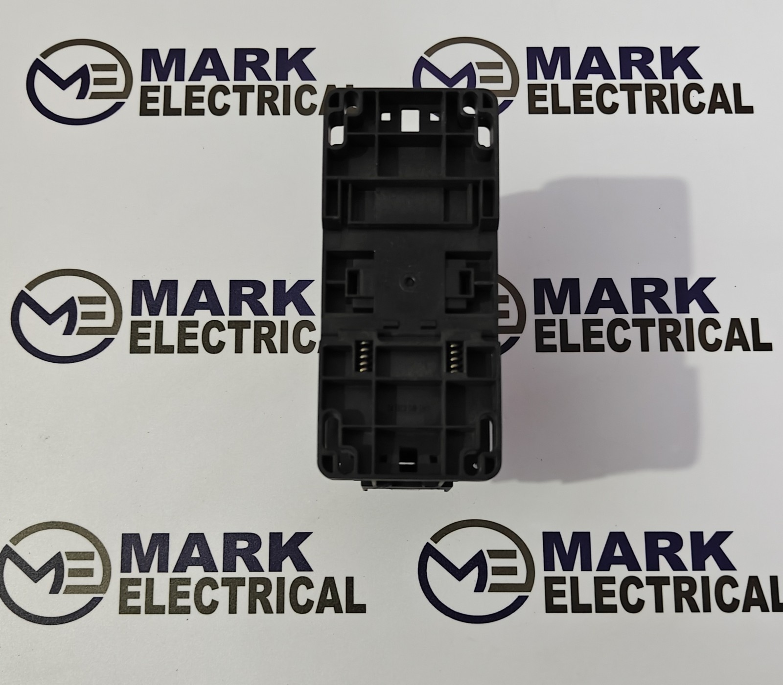 HYUNDAI ELECTRIC HGC65 MAGNETIC CONTACTOR 65A VOLTAGE 220VAC FAST SHIPPING