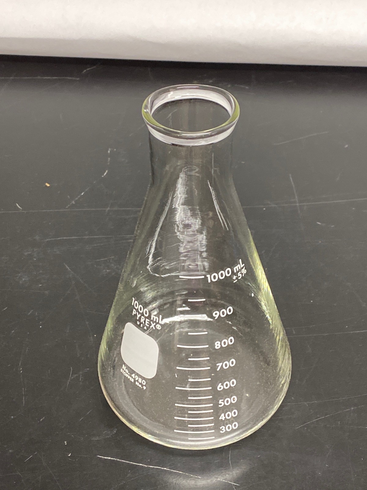 New (4) CORNING PYREX Glass 1000mL 1L Graduated Erlenmeyer Flasks 4980-1L