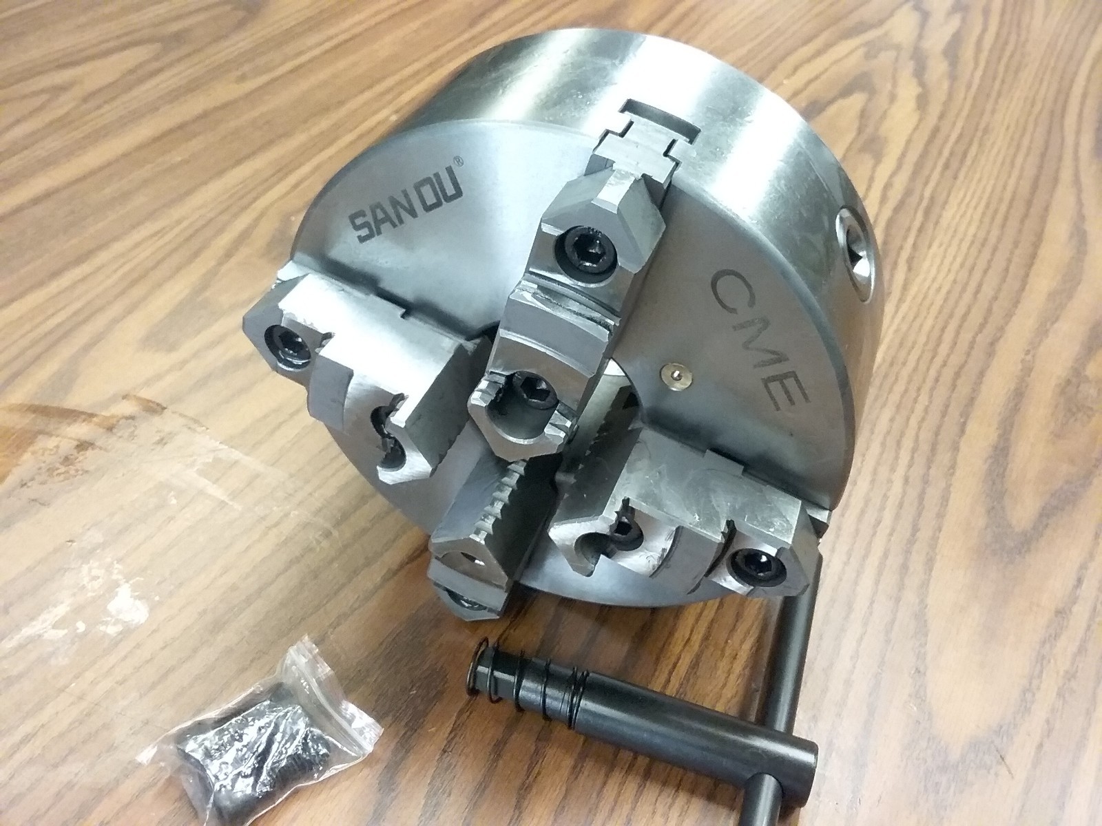 8″ 4-Jaw Self-Centering Lathe Chuck top&bottom jaws-0.003″ TIR #0804F0-SF-new