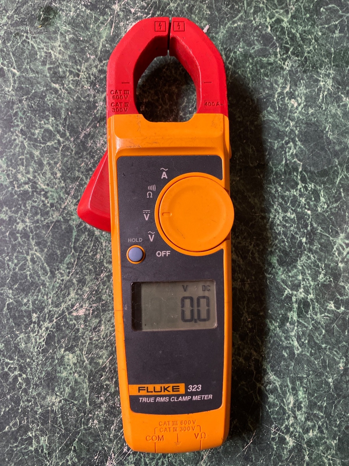 FLUKE 323 TRUE RMS CLAMP METER TESTED