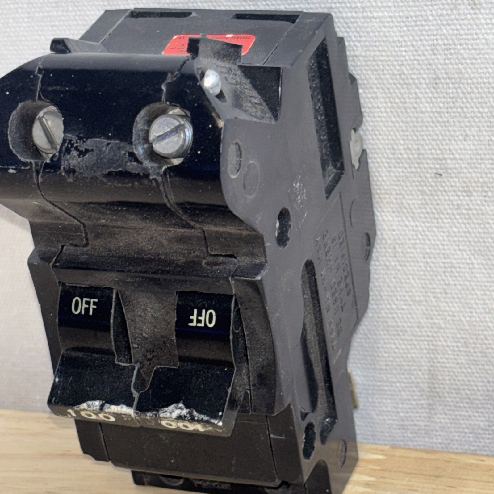 Federal Pacific FPE NA2100 | 2 Pole | 100 Amp | 240v | Circuit Breaker