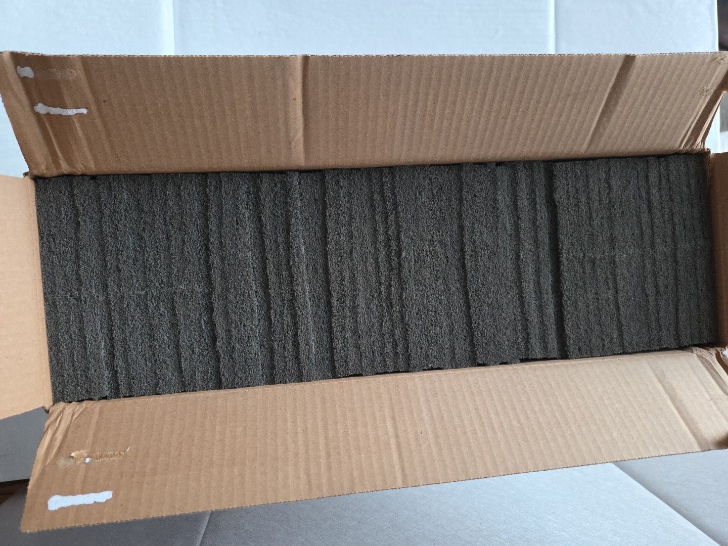 3M Scotch-Brite Ultra Fine Hand Pad Grade 7448B, Box of 60, 6 x 9 in Hand Pads,
