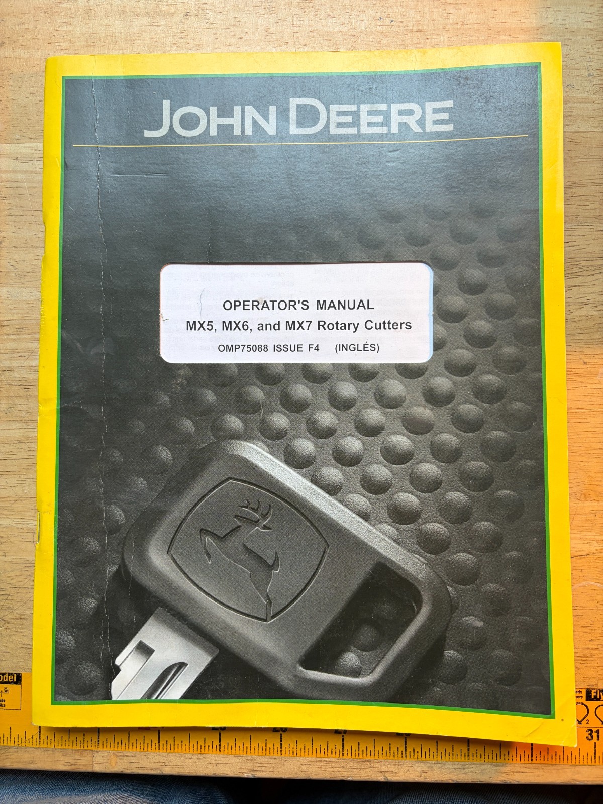 John Deere MX5, MX6, & MX7 Rotary Cutters Operator Manual OMP75088