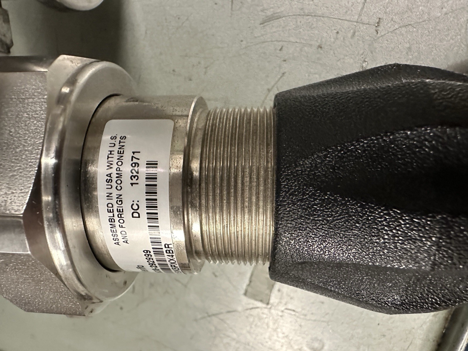 Parker Hannifin Veriflo IR4000 Series Pressure Regulator.