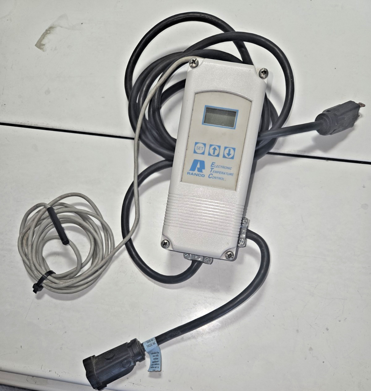 Ranco ETC-111000-000 Digital Temperature Controller w/ Power Cord