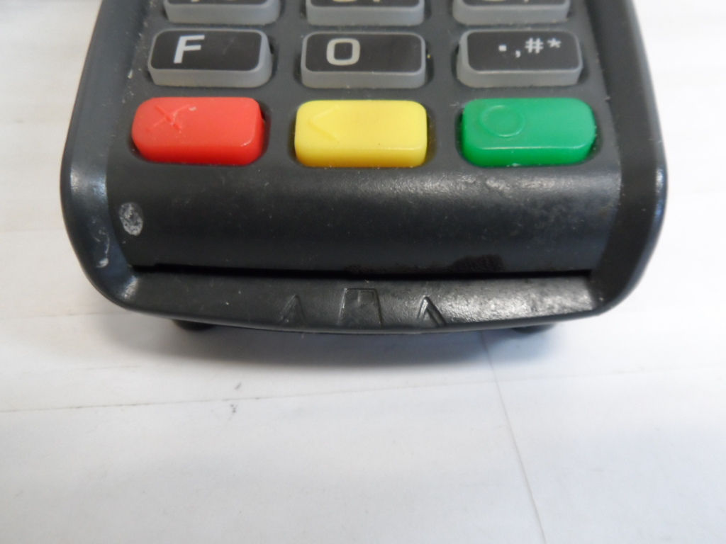 Ingenico ICT220 Credit Card Terminal with Chip Reader **AS IS (8343-1 C1F)