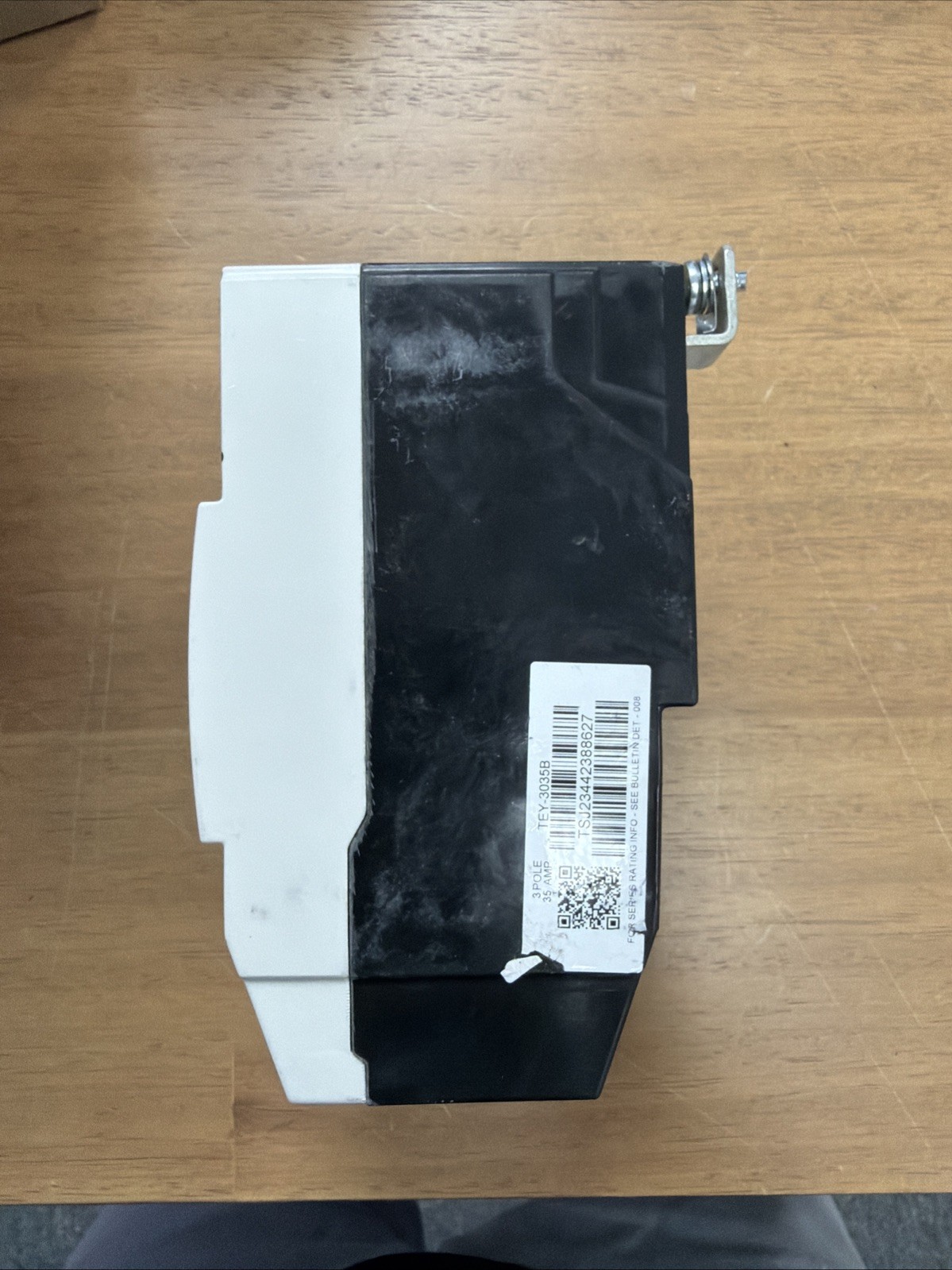 GE TEYL3035B Circuit Breaker 35A 3P 480/277V 3PH TEYL 35 Amp 3 Pole Bolt On
