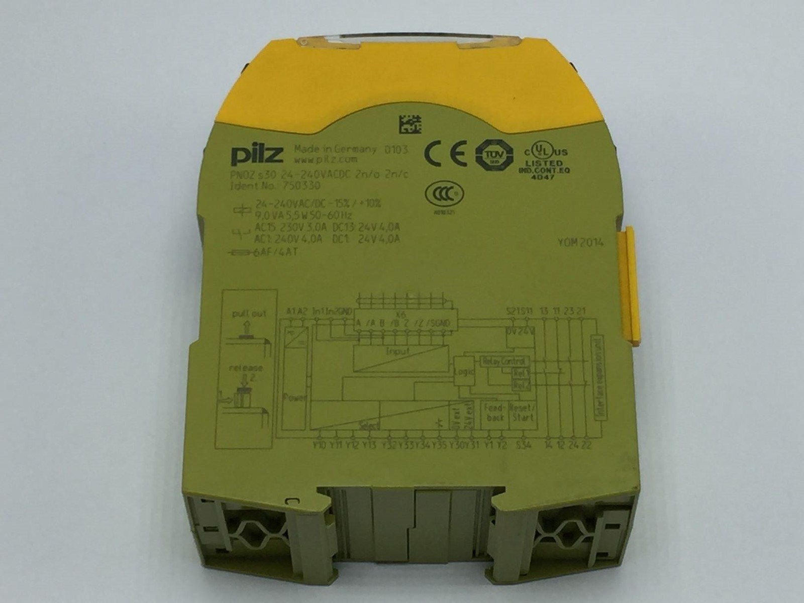 Pilz PNOZ S30 24-240VAC/DC Safety Relay 24-240VAC/DC