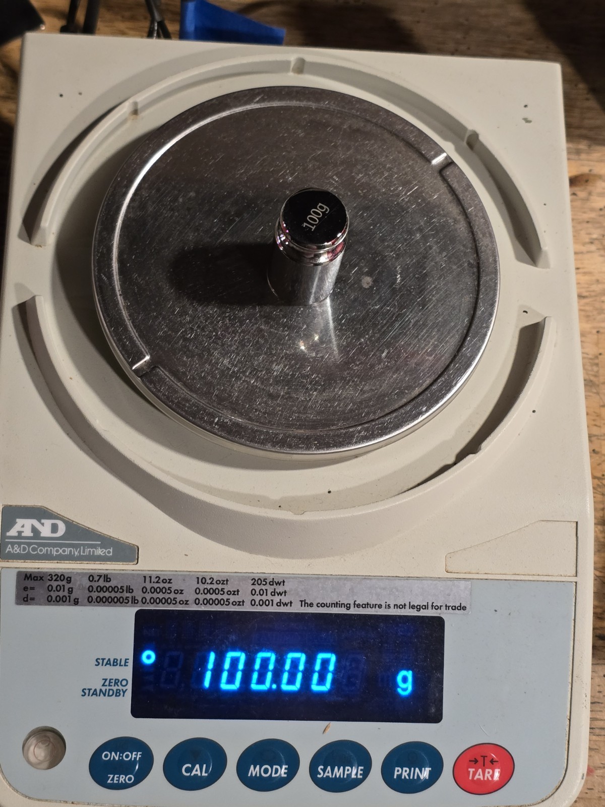 A&D FX-300iN Top Loading Balance Digital Lab Scale for Medical/Bio/Physical