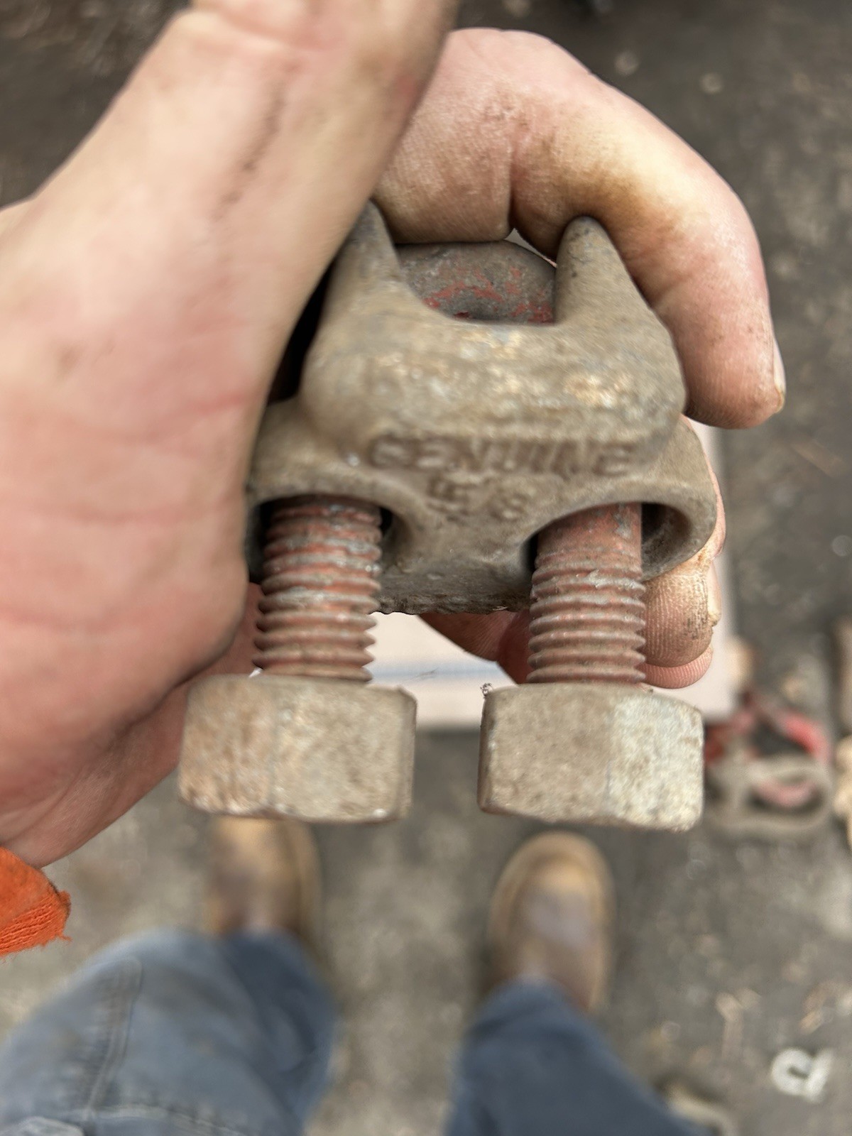 Assorted Large And Heavy Duty Shackles Two Crosby’s And Two Pairings